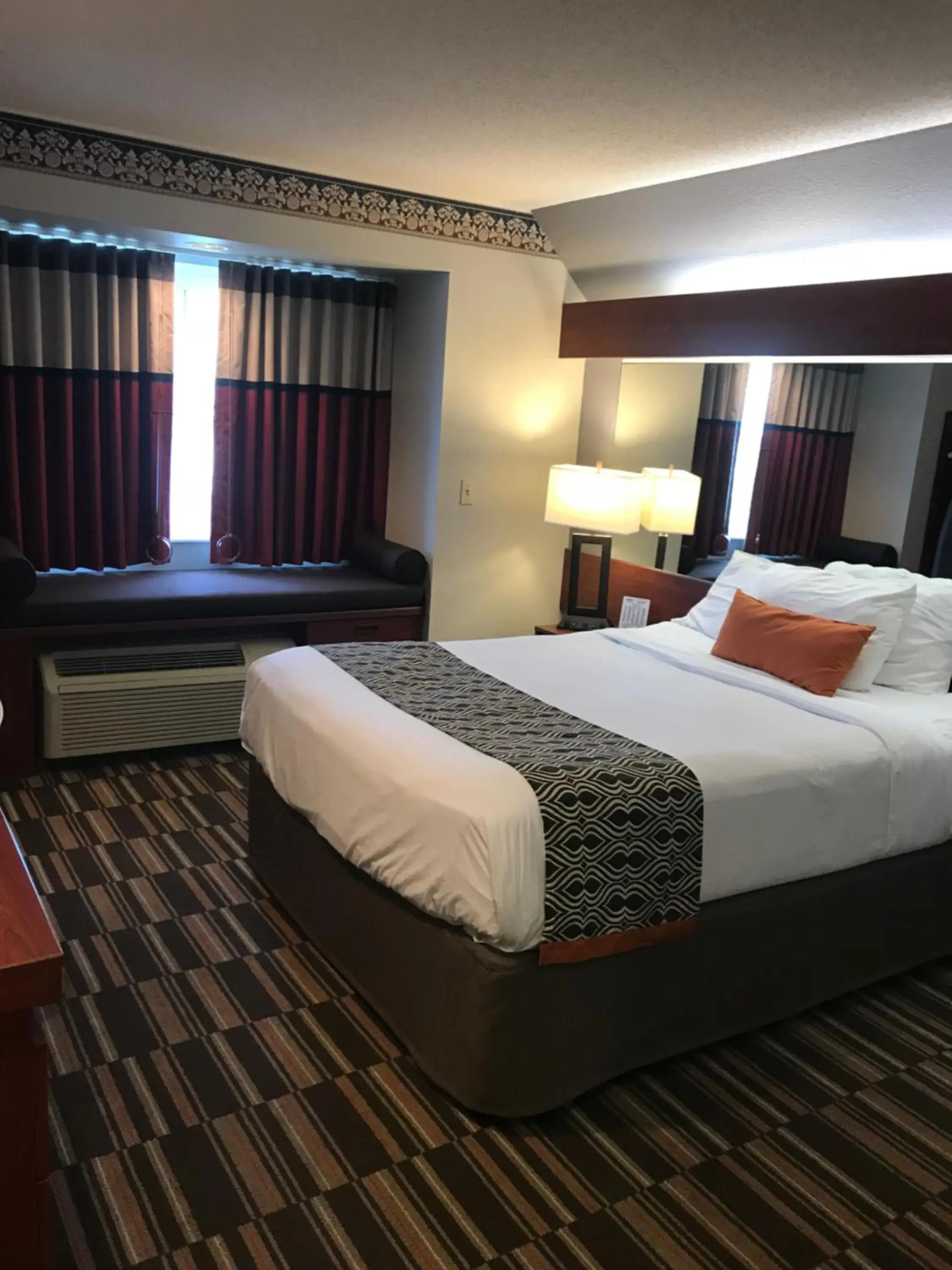 Queen Room - Disability Access/Non-Smoking/Pet Friendly in Microtel Inn & Suites Urbandale Queen Room - Disability Access/Non-Smoking/Pet Friendly in Microtel Inn & Suites Urbandale