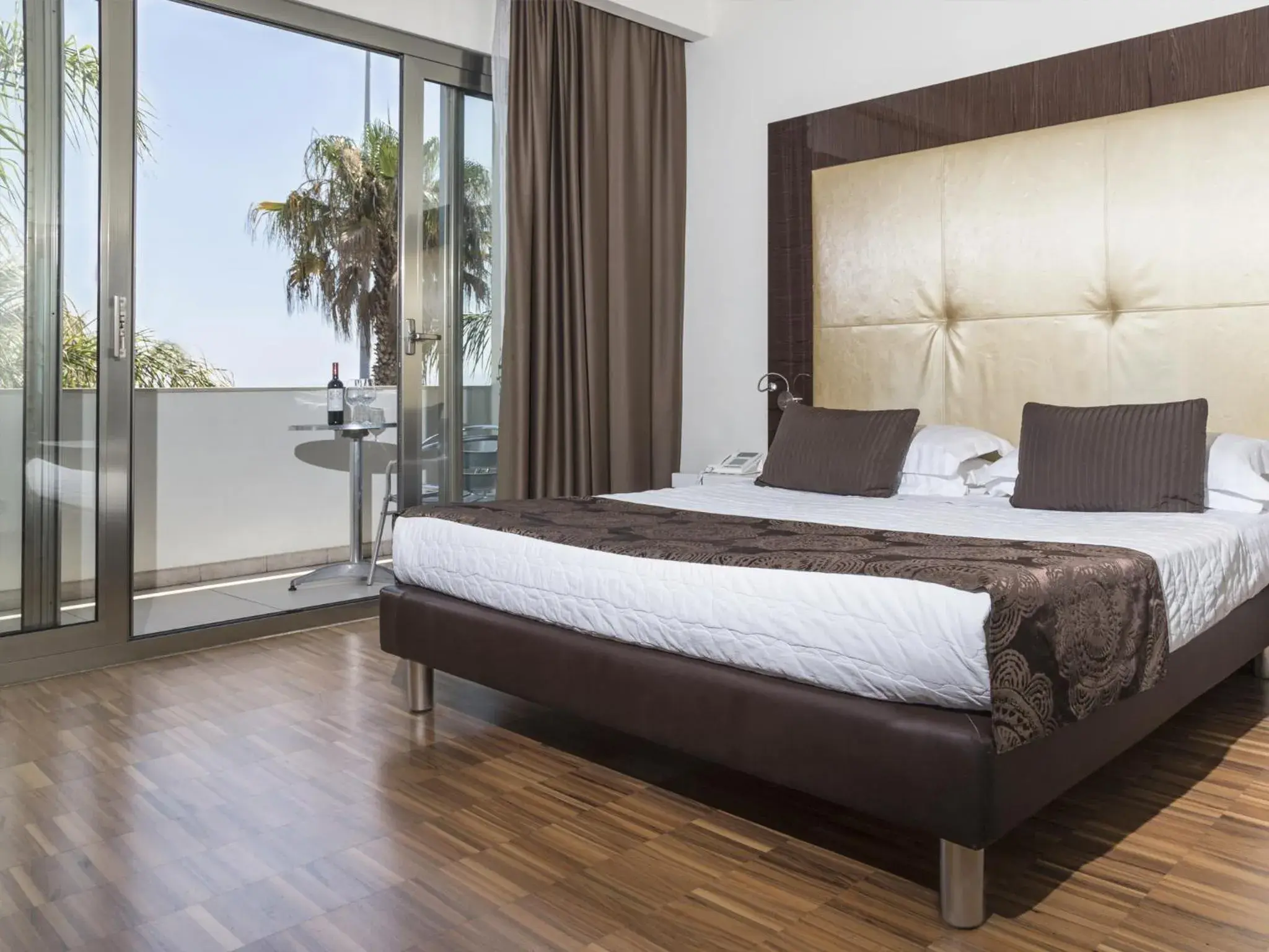 Superior Double Room in Hotel La Bussola Superior Double Room in Hotel La Bussola