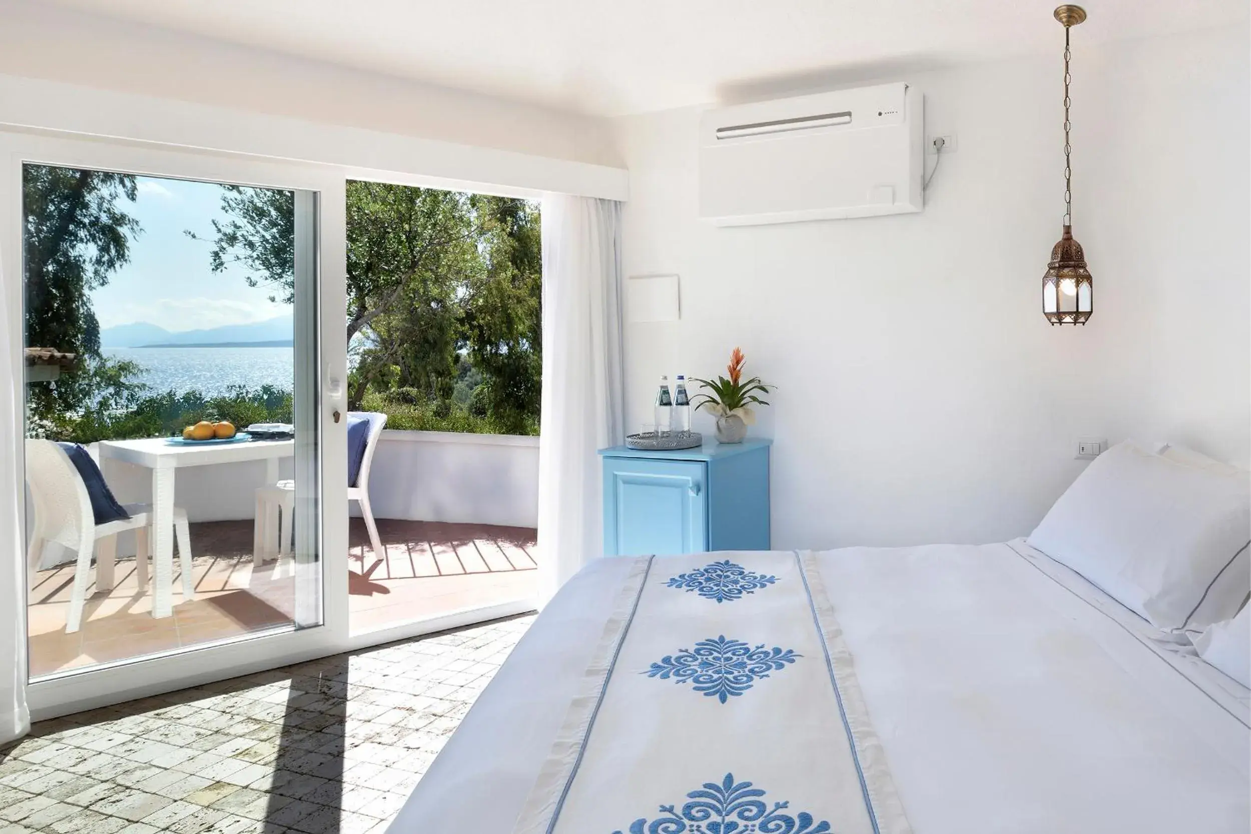 Deluxe Double Room with Terrace in Arbatax Park Resort - Telis Deluxe Double Room with Terrace in Arbatax Park Resort - Telis