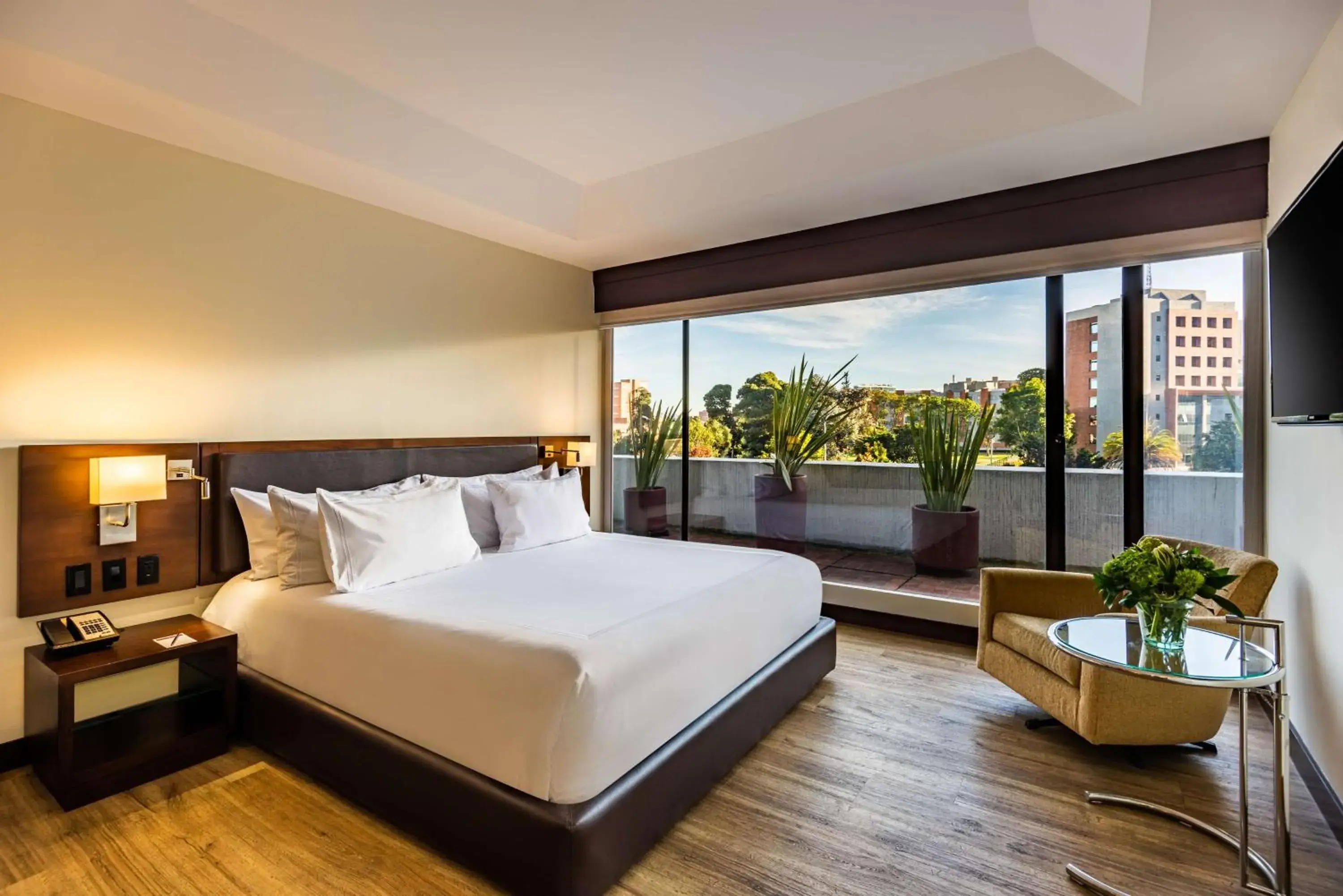 Premium Double or Twin Room with Extra Bed (2 Adults + 1 Child) in NH Collection Bogota WTC Royal Premium Double or Twin Room with Extra Bed (2 Adults + 1 Child) in NH Collection Bogota WTC Royal