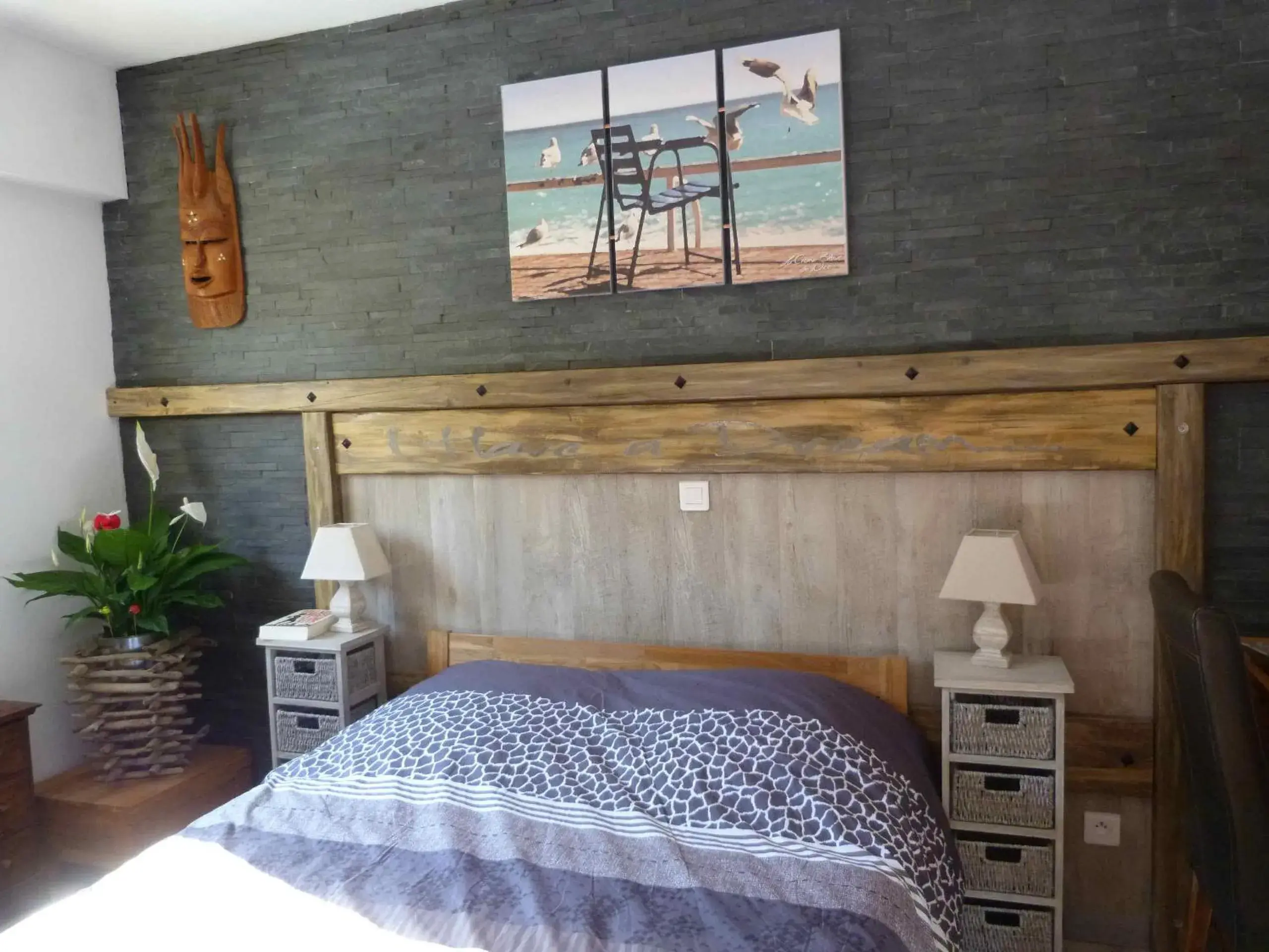 Double Room with Pool View in Les Bambous B&B Double Room with Pool View in Les Bambous B&B