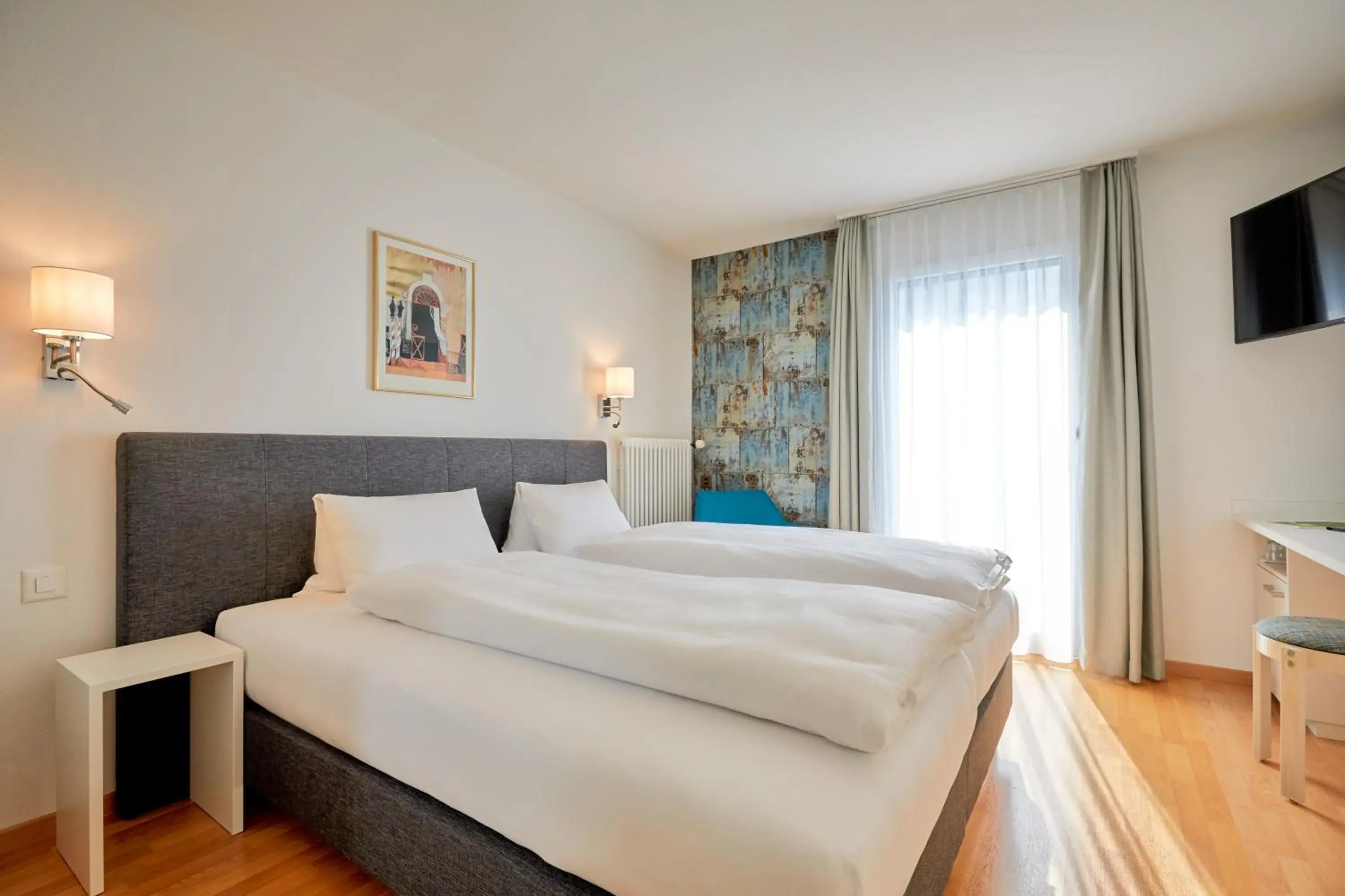 Standard Single Room with Lake View in Hotel Schmid & Alfa Standard Single Room with Lake View in Hotel Schmid & Alfa