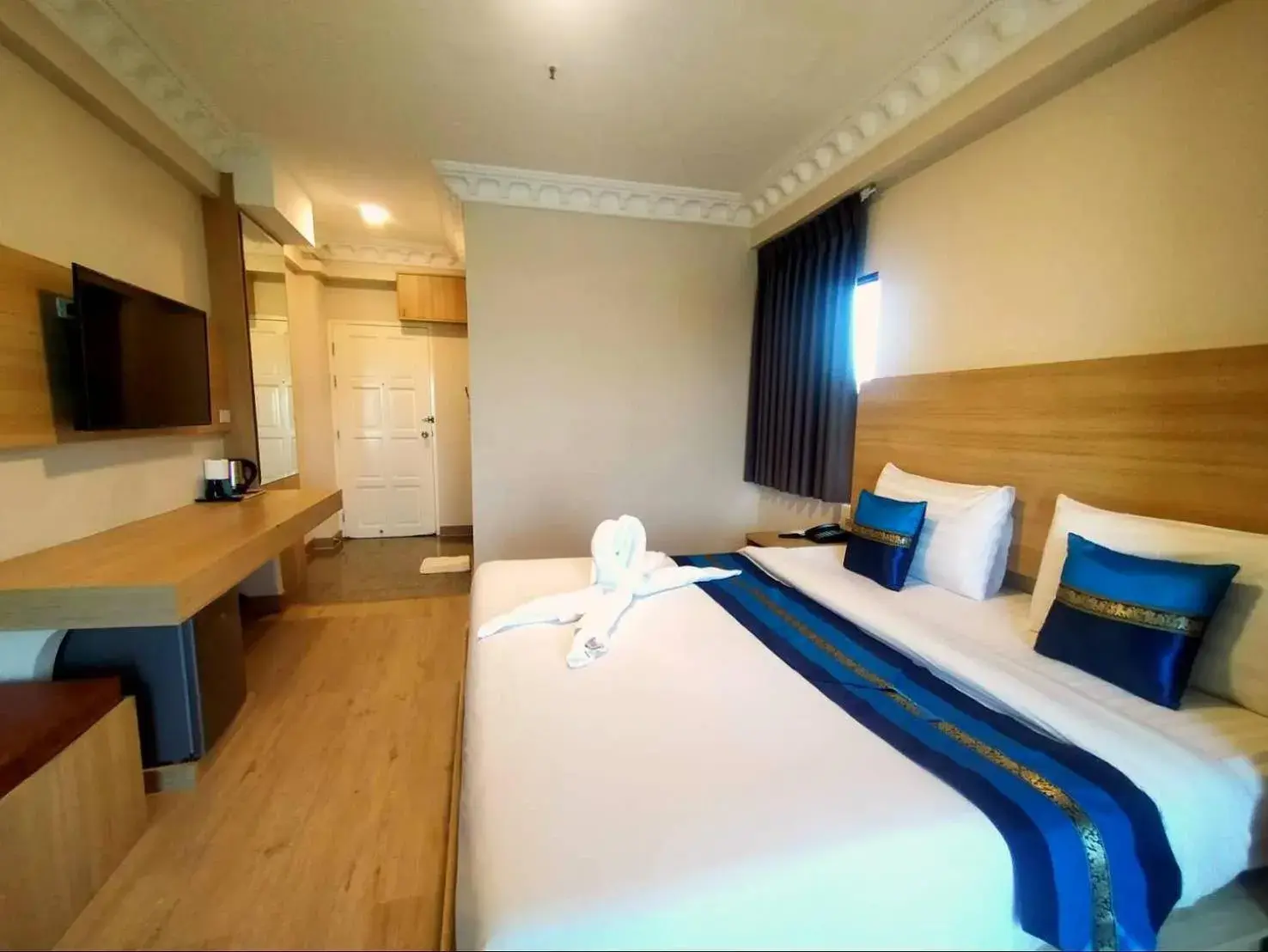 Deluxe Double Room in Tara Lake Deluxe Double Room in Tara Lake