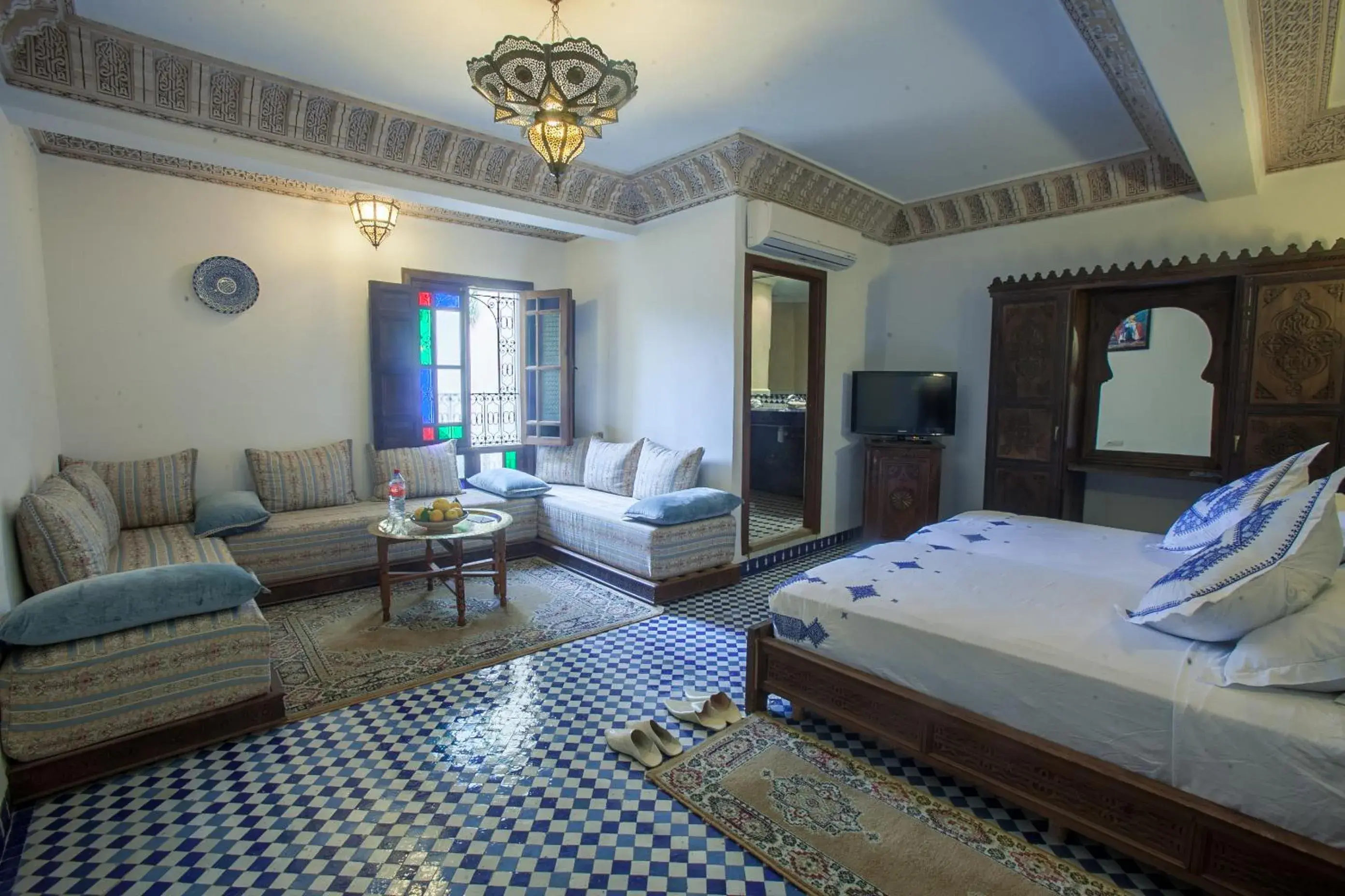 Family Suite (2 Adults + 2 Child) - single occupancy in Riad Salam Fes Family Suite (2 Adults + 2 Child) - single occupancy in Riad Salam Fes