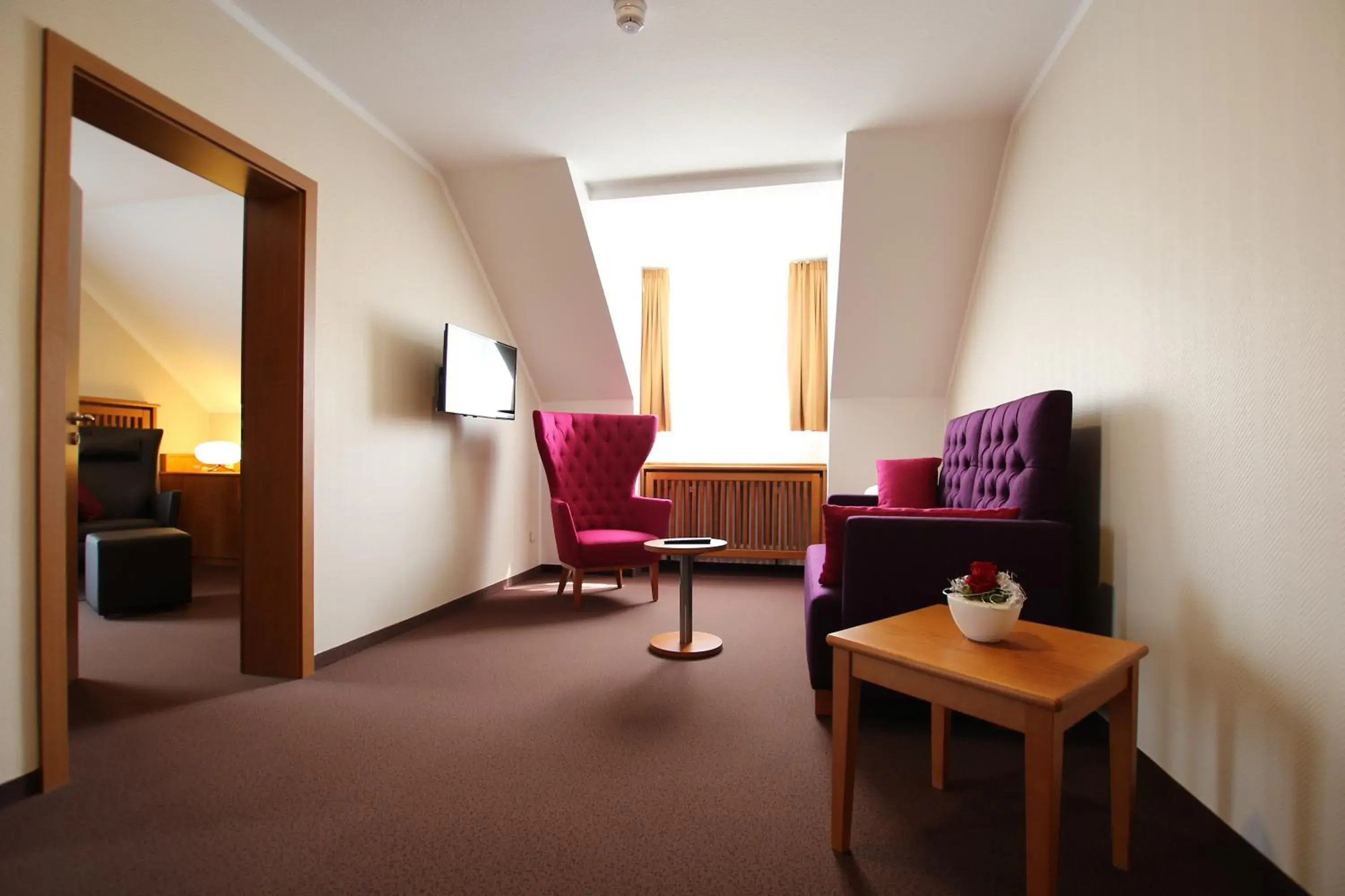 Large Comfort Plus Double Room with Air-Conditioning - single occupancy in Hotel Straubs Schöne Aussicht Large Comfort Plus Double Room with Air-Conditioning - single occupancy in Hotel Straubs Schöne Aussicht