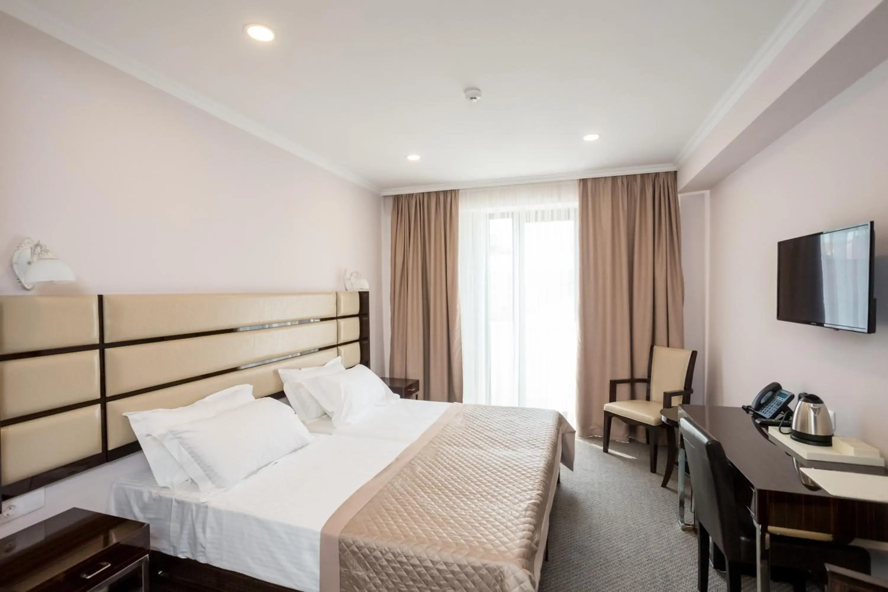 Superior Double or Twin Room with City View - single occupancy in Hotel Genio Superior Double or Twin Room with City View - single occupancy in Hotel Genio