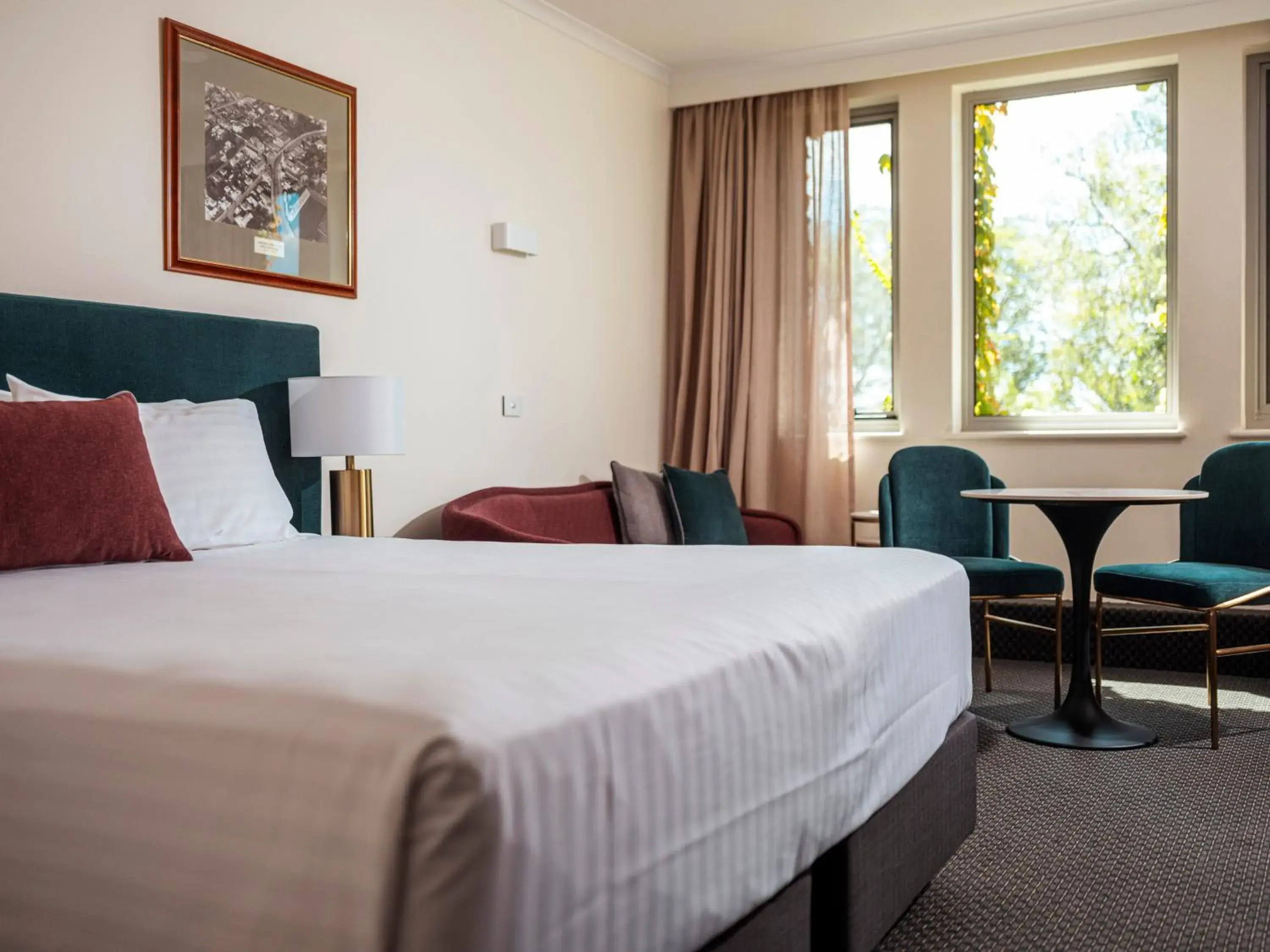 Double Room with Park View in Lenna Of Hobart Double Room with Park View in Lenna Of Hobart