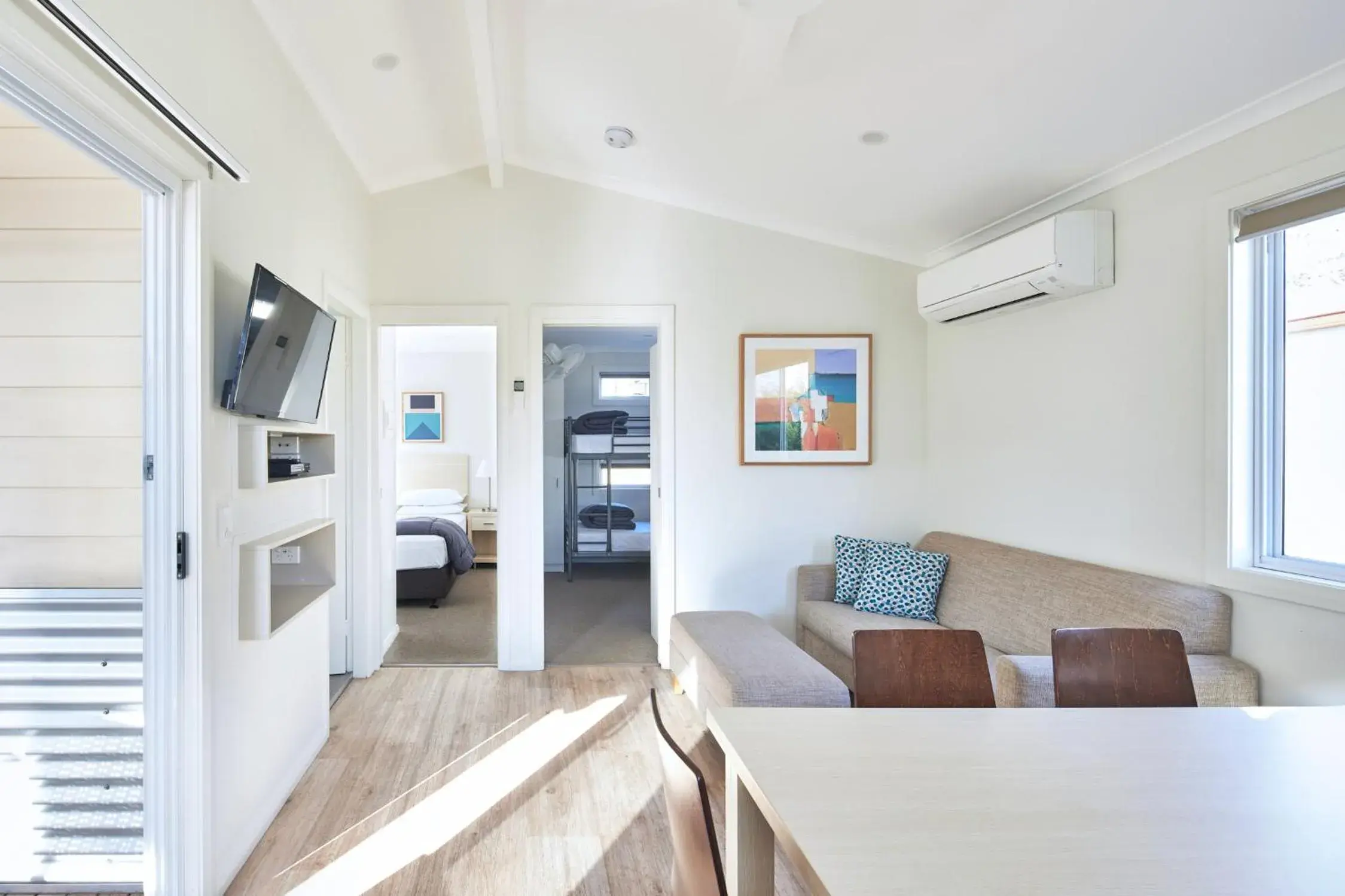 Fossicker 1 Bedroom Cabin in NRMA Bathurst Panorama Holiday Park Fossicker 1 Bedroom Cabin in NRMA Bathurst Panorama Holiday Park