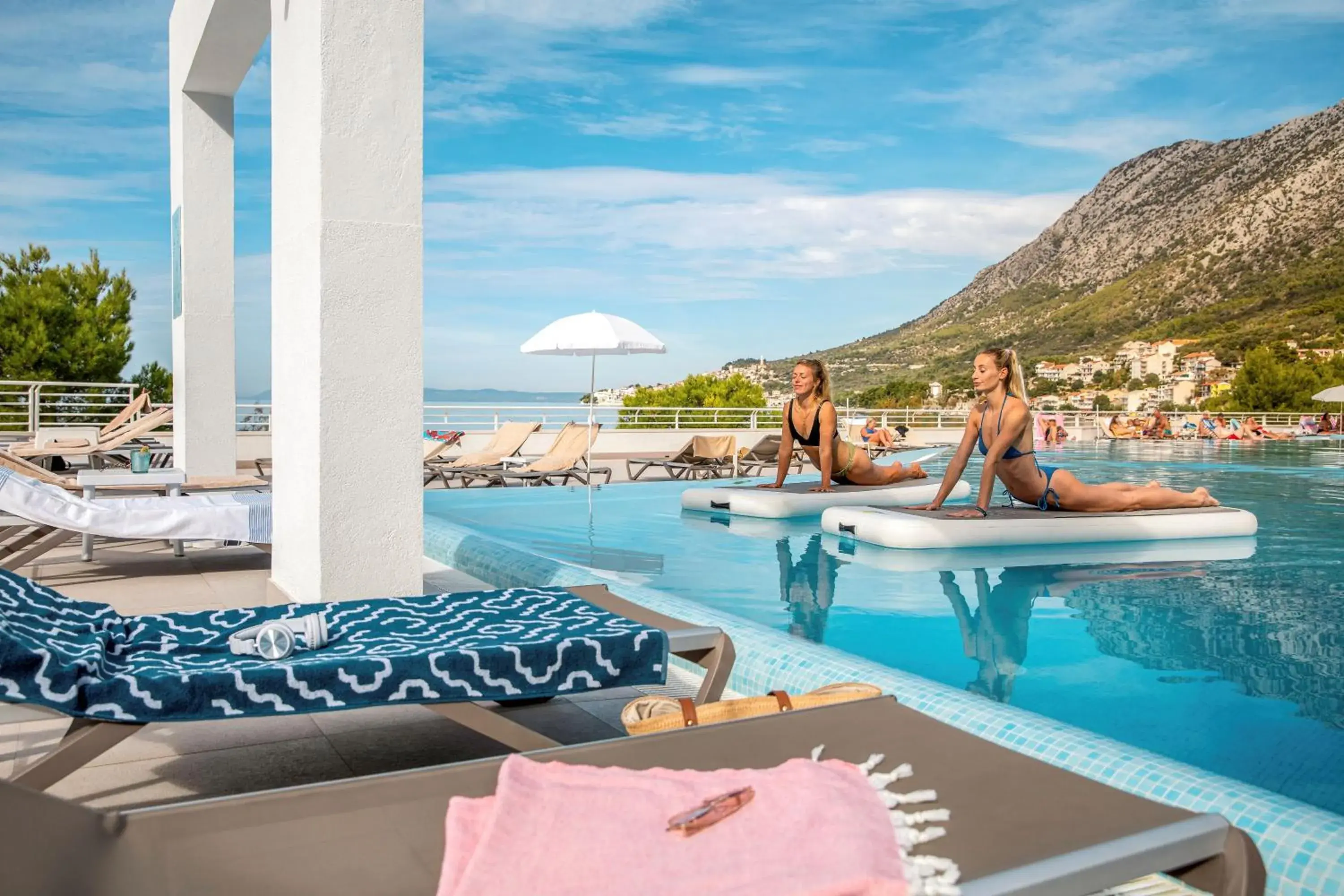 Junior Suite Swim Up with Sea View in TUI BLUE Adriatic Beach - Adults Only - All Inclusive Junior Suite Swim Up with Sea View in TUI BLUE Adriatic Beach - Adults Only - All Inclusive