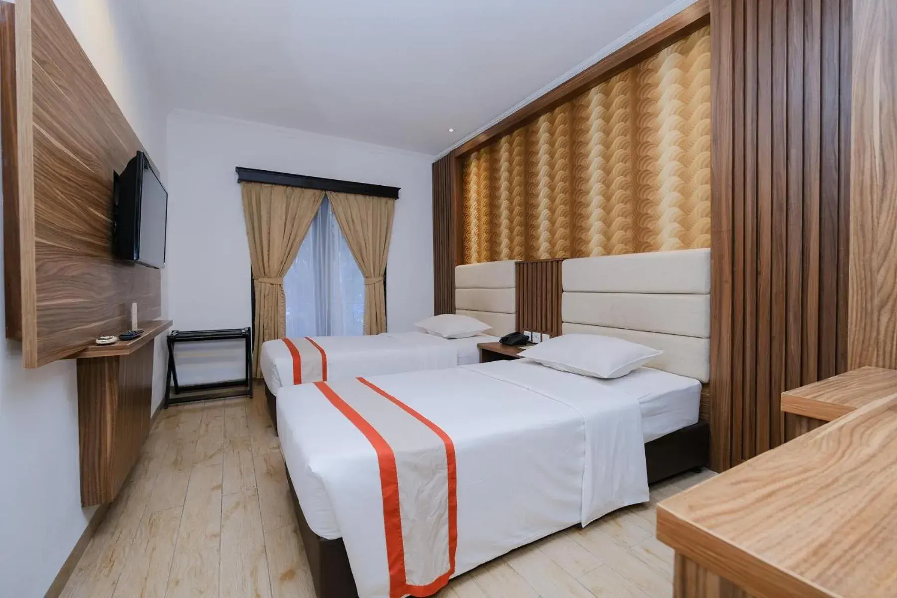 Superior Twin Room in The Grand Palace Hotel Yogyakarta Superior Twin Room in The Grand Palace Hotel Yogyakarta