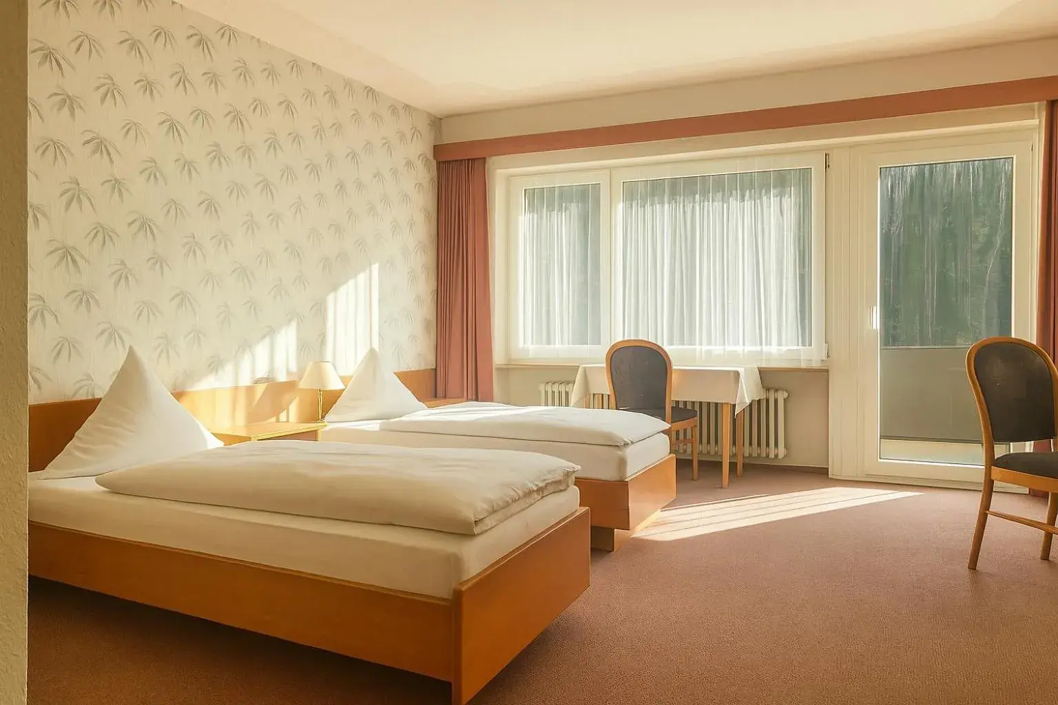 Budget Twin Room in Hotel Bad Ramsach Budget Twin Room in Hotel Bad Ramsach