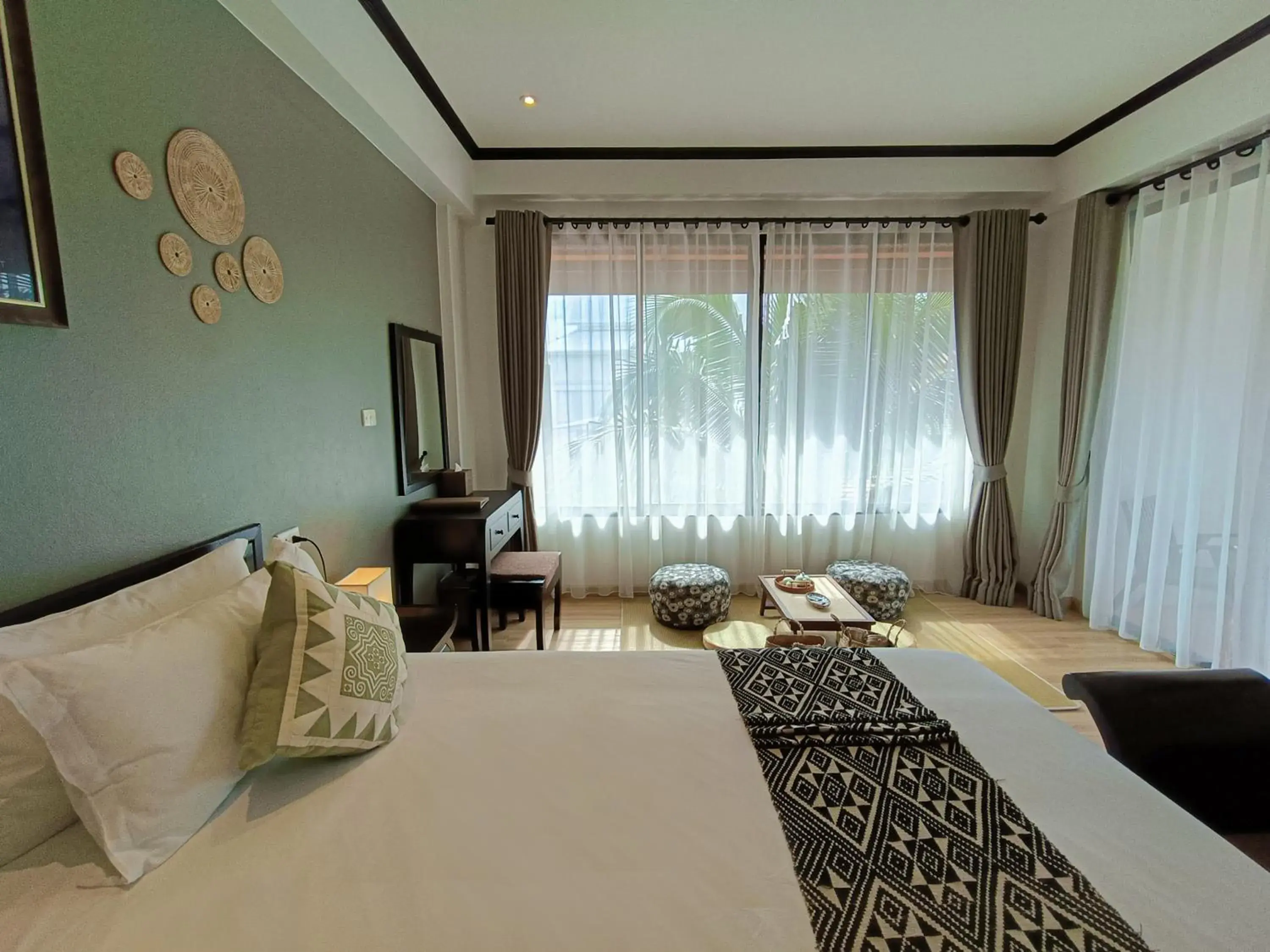 Deluxe Double or Twin Room with Pool View in THEE Kashatharn by TH District Deluxe Double or Twin Room with Pool View in THEE Kashatharn by TH District