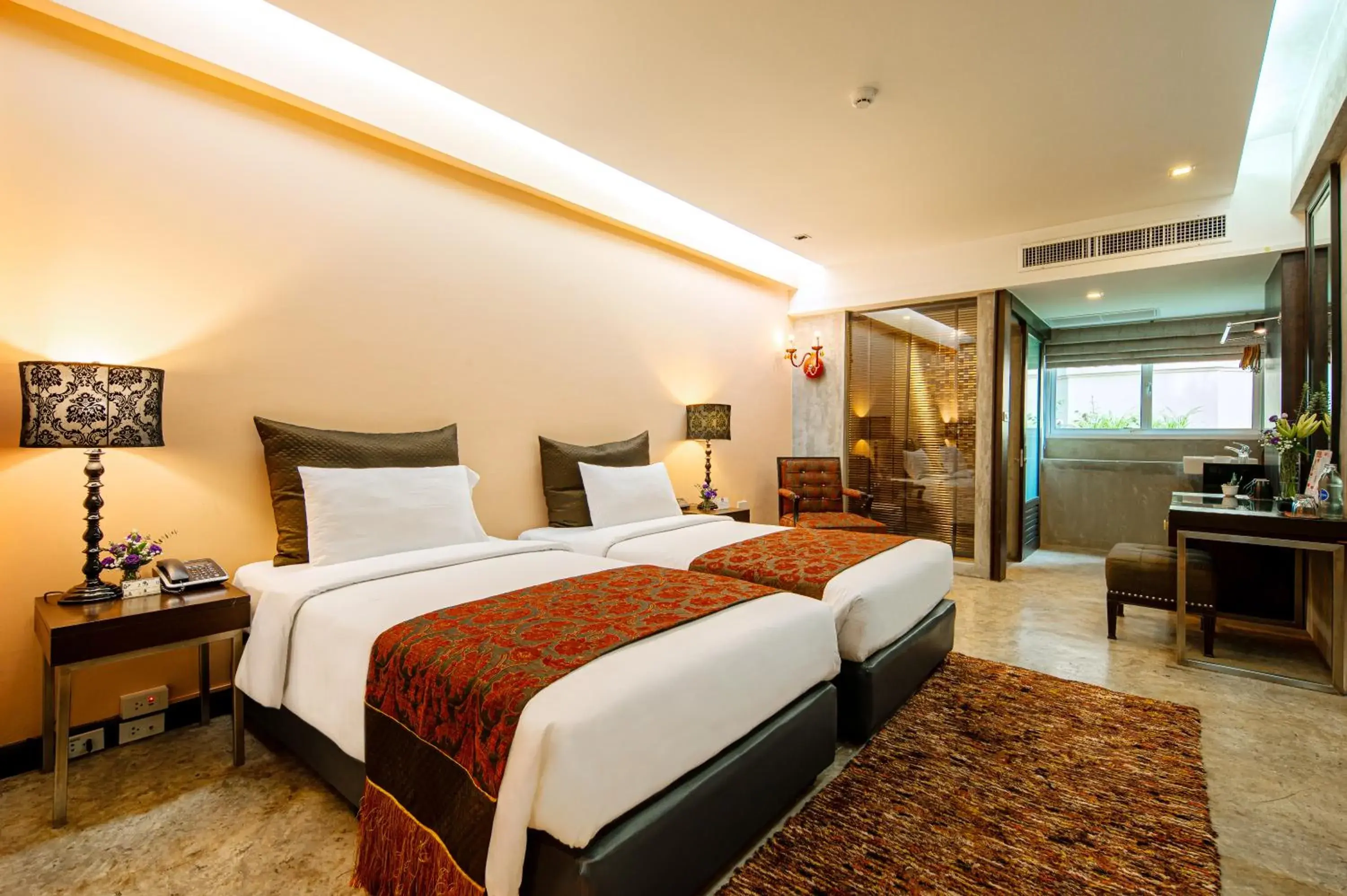 S Room - Window in Sunbeam Hotel Pattaya - SHA Extra Plus S Room - Window in Sunbeam Hotel Pattaya - SHA Extra Plus