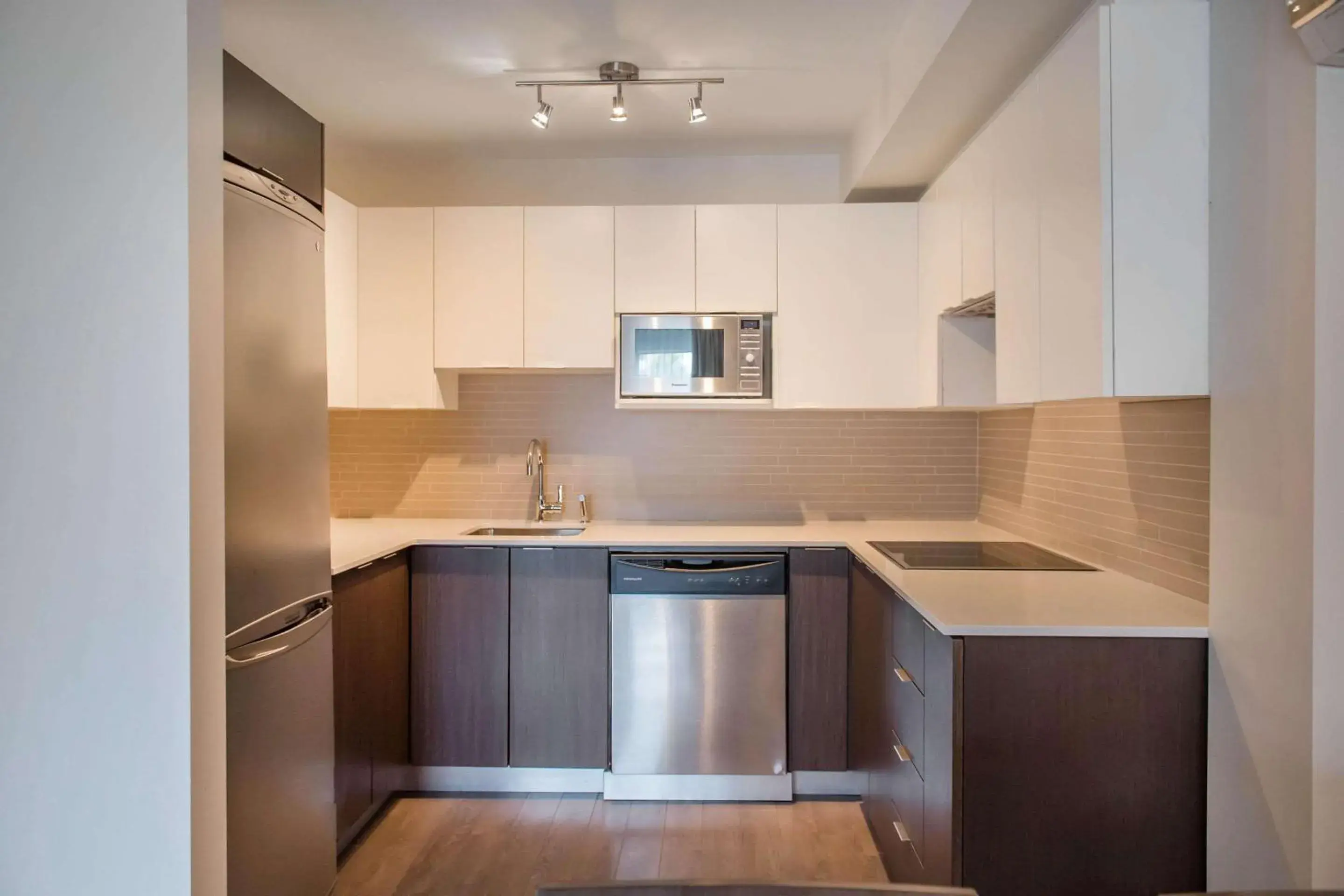 Queen Suite with Two Queen Beds and Sofa Bed in Les Suites Victoria, an Ascend Collection Hotel Queen Suite with Two Queen Beds and Sofa Bed in Les Suites Victoria, an Ascend Collection Hotel