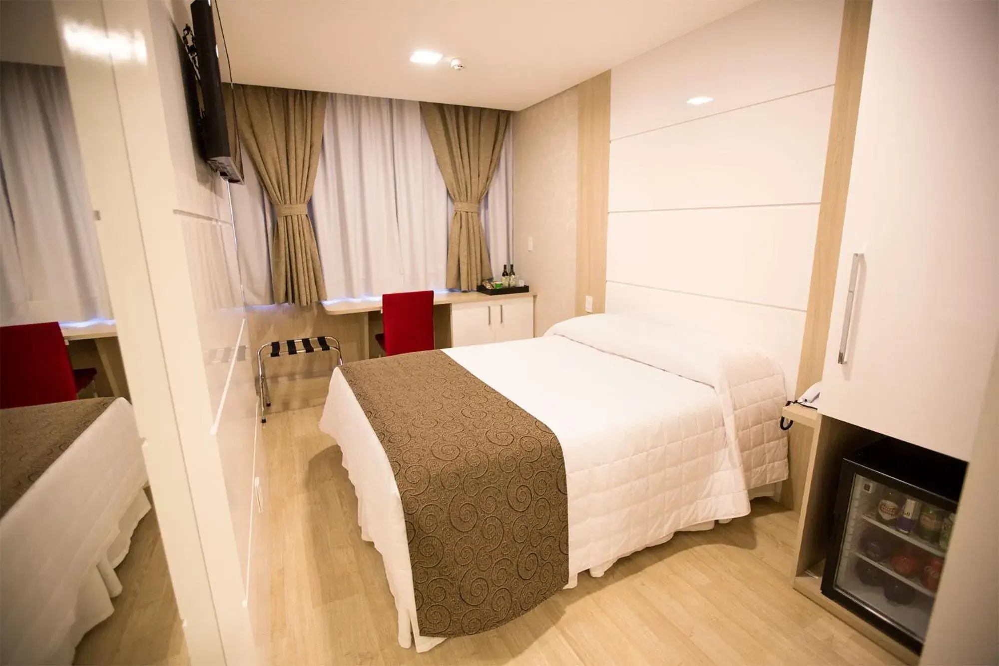 Superior Double Room in Holiday & Business Hotel - Em frente ao Centro de Eventos e Arena Conda Superior Double Room in Holiday & Business Hotel - Em frente ao Centro de Eventos e Arena Conda