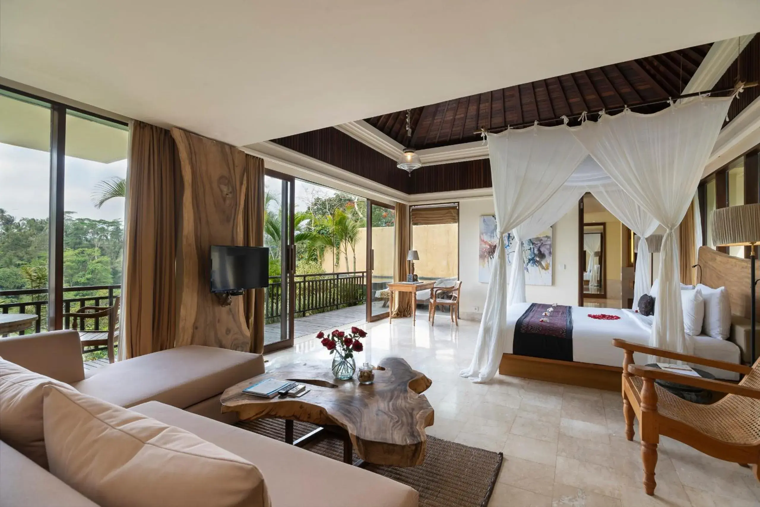 Premiere One-Bedroom Valley Pool Villa in Komaneka at Tanggayuda Ubud Premiere One-Bedroom Valley Pool Villa in Komaneka at Tanggayuda Ubud