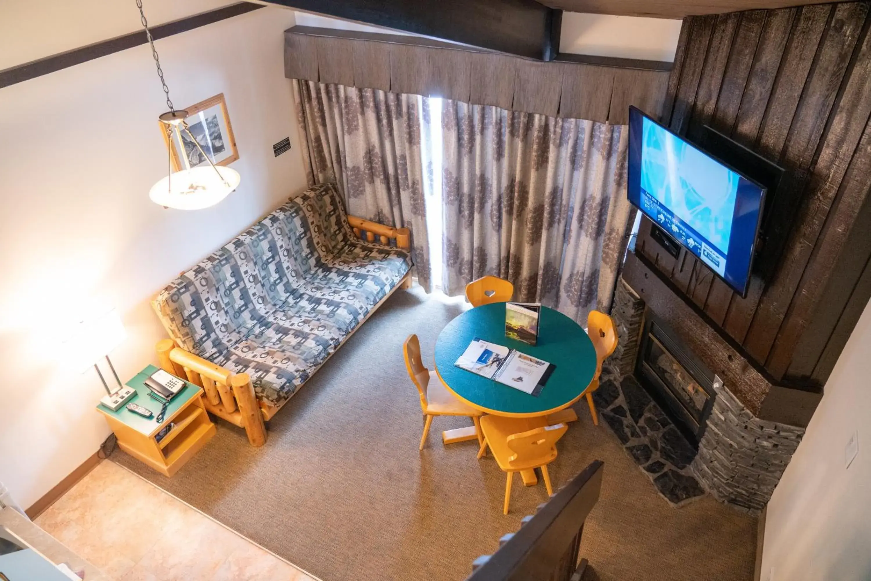 One-Bedroom Loft in Rocky Mountain Ski Lodge One-Bedroom Loft in Rocky Mountain Ski Lodge