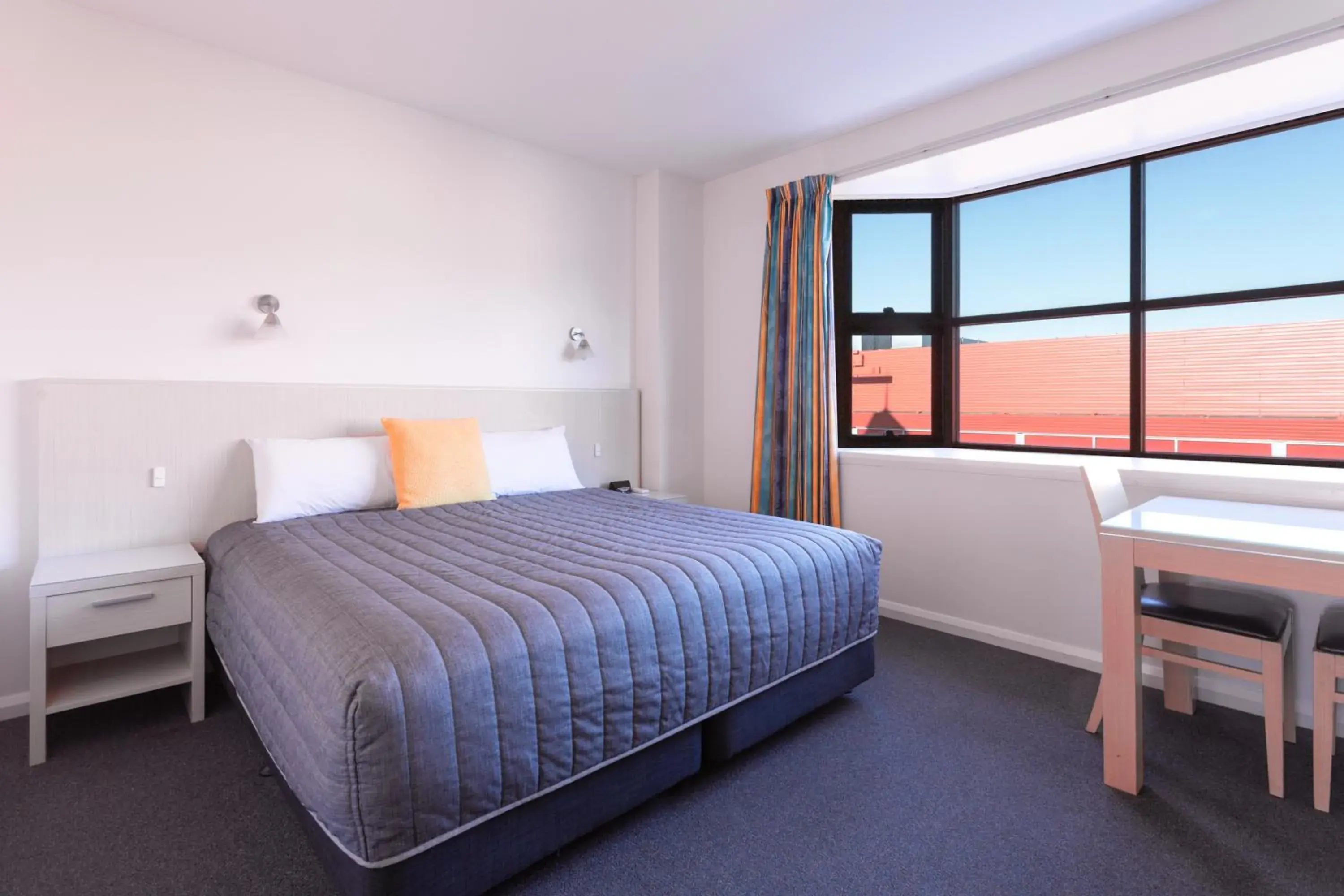 Superior King Room in Mayfair Plaza Motel and Apartments Superior King Room in Mayfair Plaza Motel and Apartments