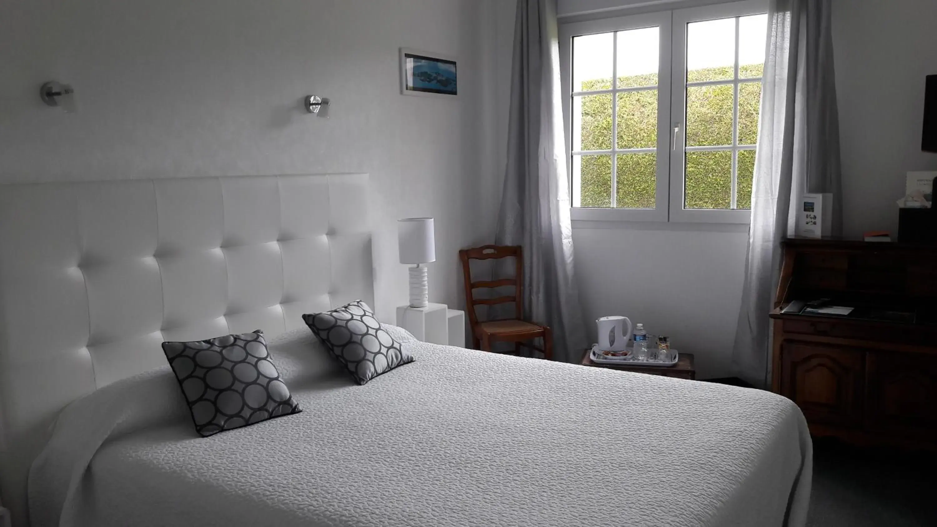 Standard Double Room in Hotel Spa La Malouinière Des Longchamps - Saint-Malo Standard Double Room in Hotel Spa La Malouinière Des Longchamps - Saint-Malo