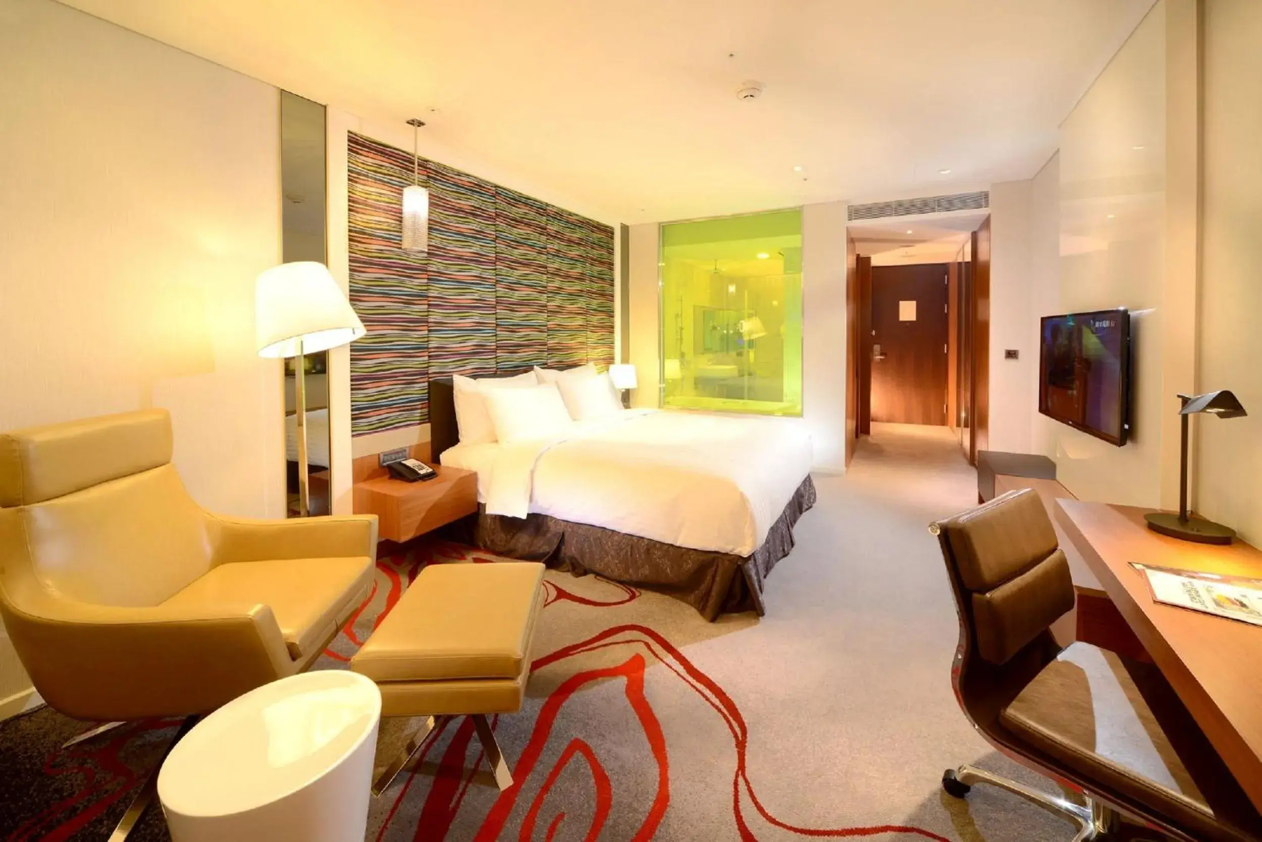 Standard Double Room with Window in FleurLis Hotel Standard Double Room with Window in FleurLis Hotel