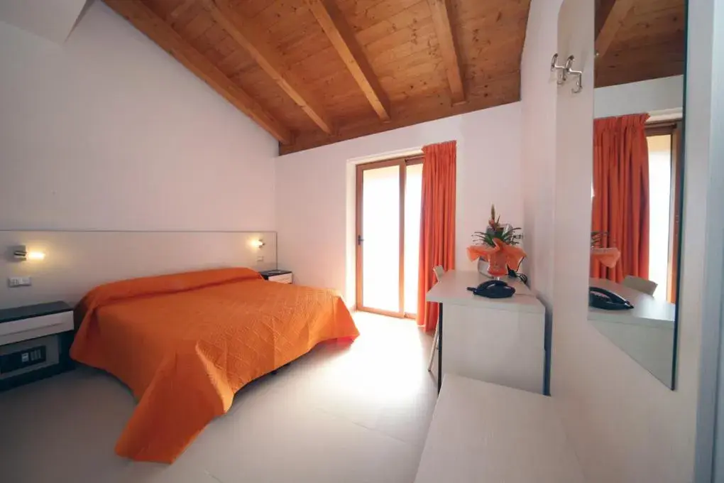 Double Room in Hotel Incontro Double Room in Hotel Incontro