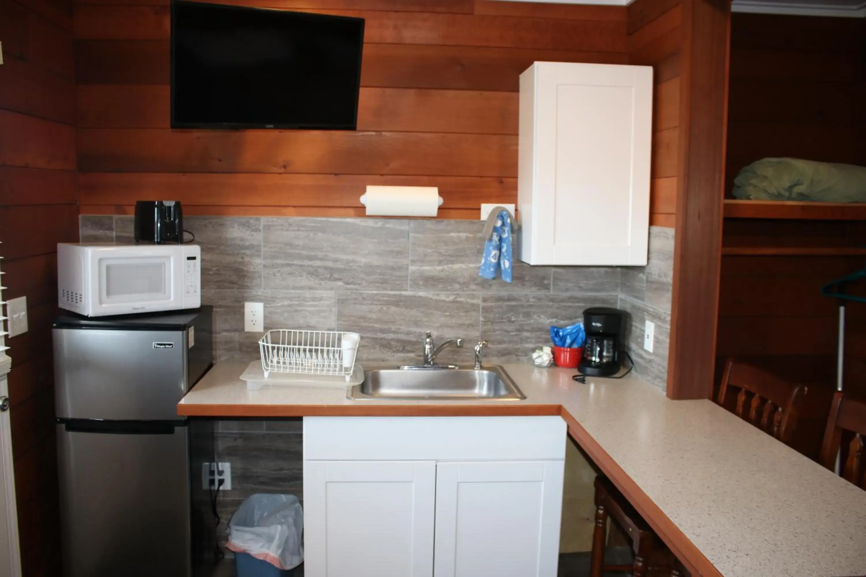 Deluxe Queen Studio in The Lowtide Motel Deluxe Queen Studio in The Lowtide Motel