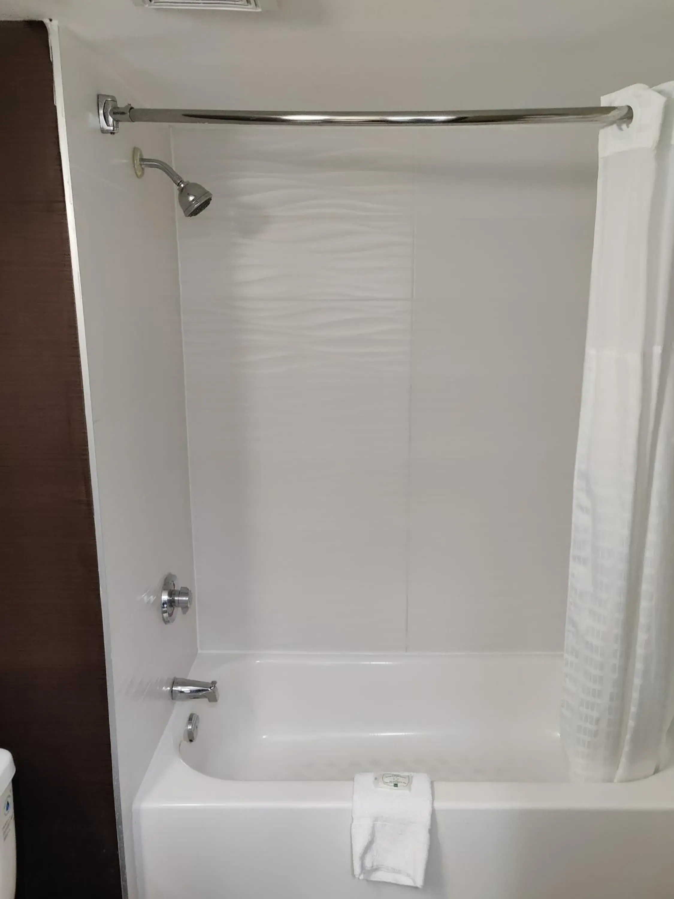 Superior King Suite - Non-smoking in Quality Inn Superior King Suite - Non-smoking in Quality Inn