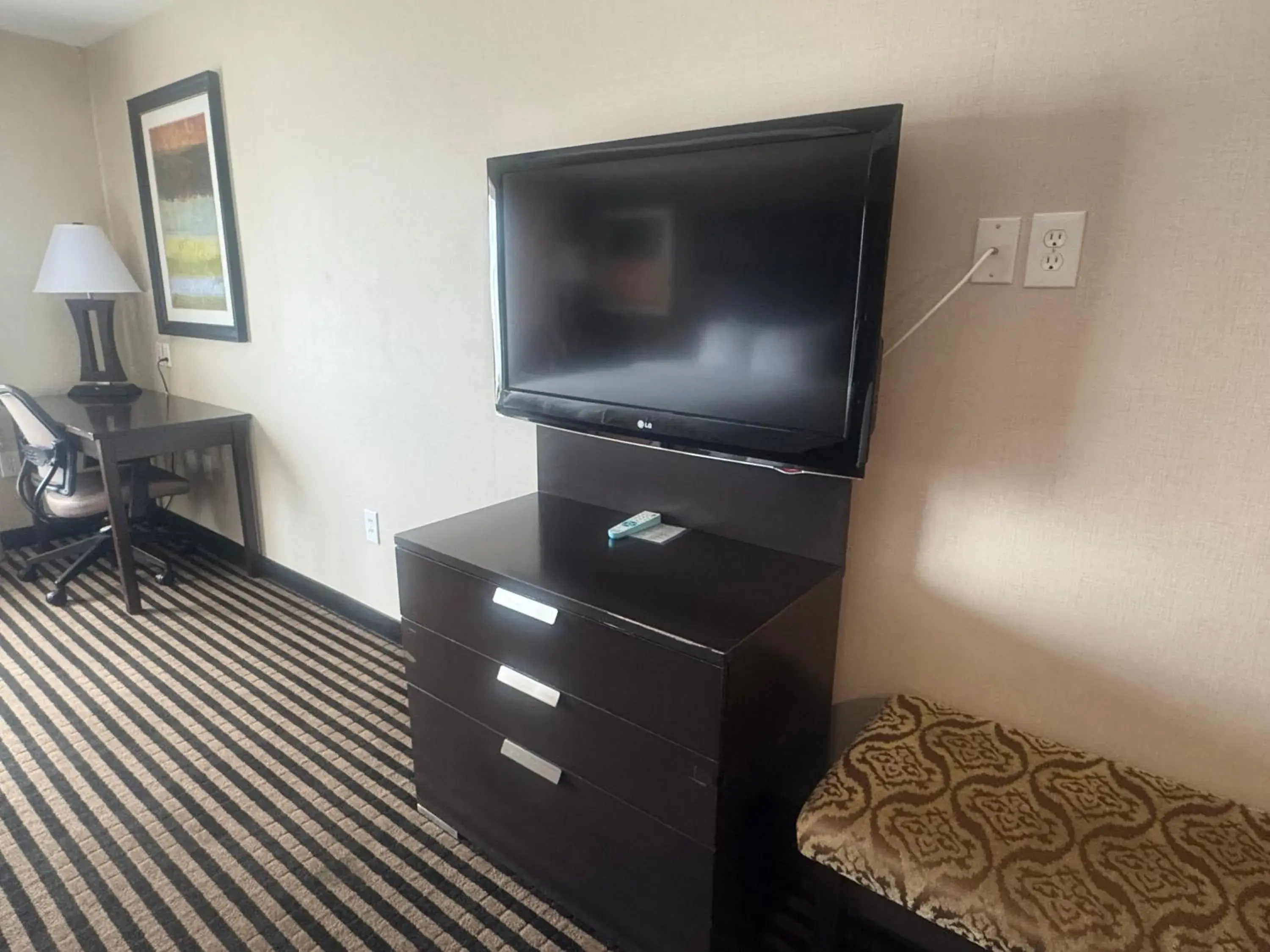 Queen Room with Two Queen Beds - Non-Smoking in Sonesta Essential Indianapolis Airport Queen Room with Two Queen Beds - Non-Smoking in Sonesta Essential Indianapolis Airport