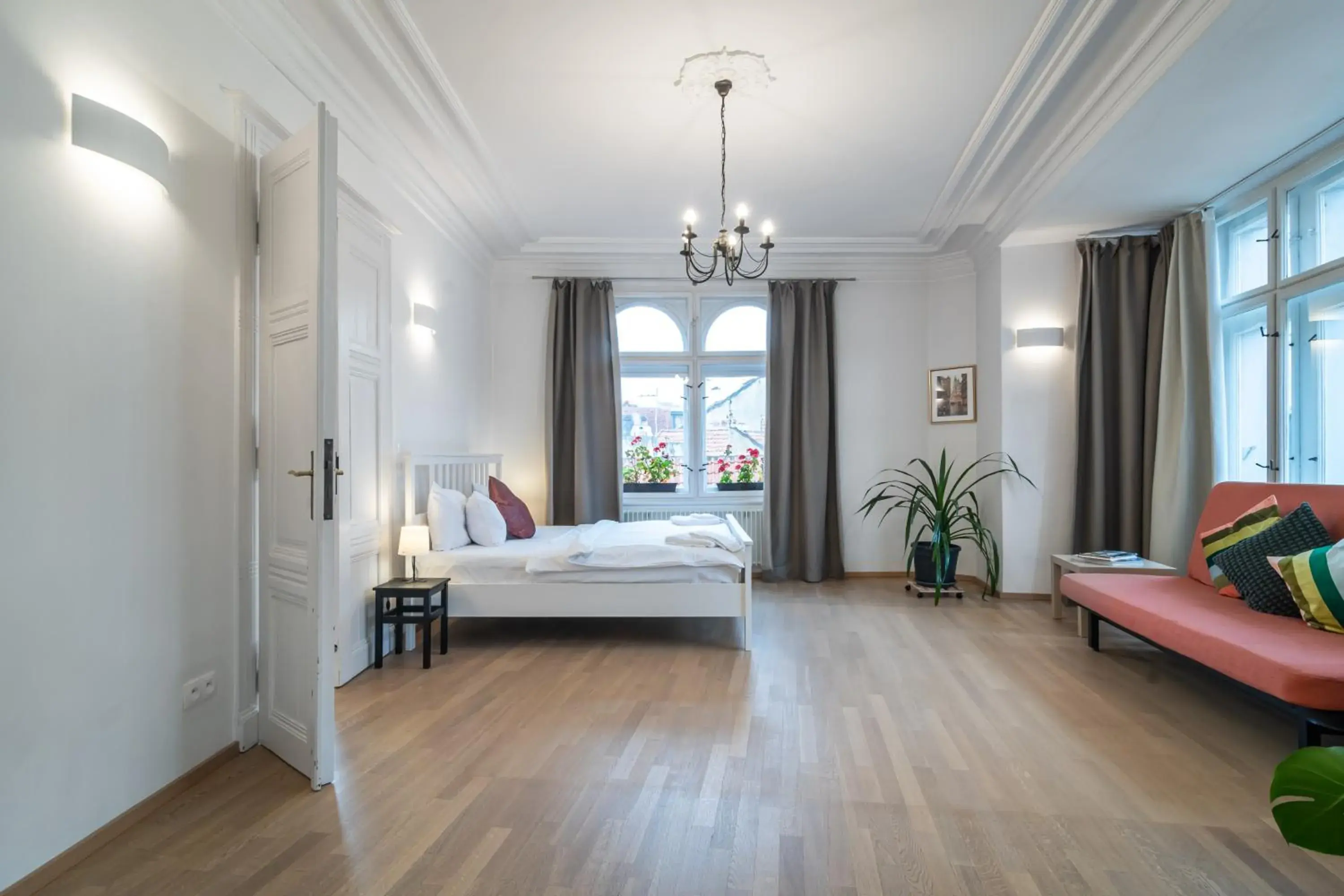 Two-Bedroom Apartment with City View in Royal Road Residence Two-Bedroom Apartment with City View in Royal Road Residence