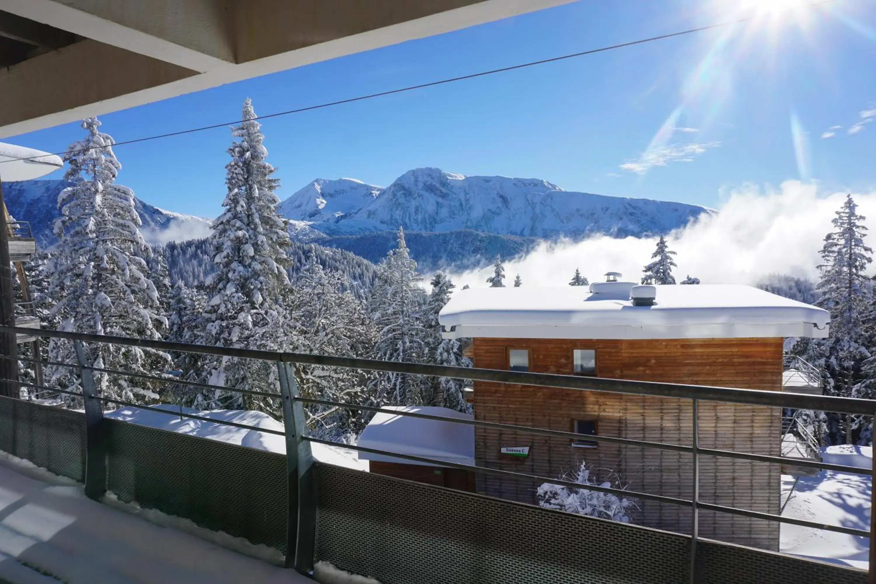 Two-Bedroom Apartment (6 Adults) with Mountain View in Résidence Les Villages du Bachat Two-Bedroom Apartment (6 Adults) with Mountain View in Résidence Les Villages du Bachat