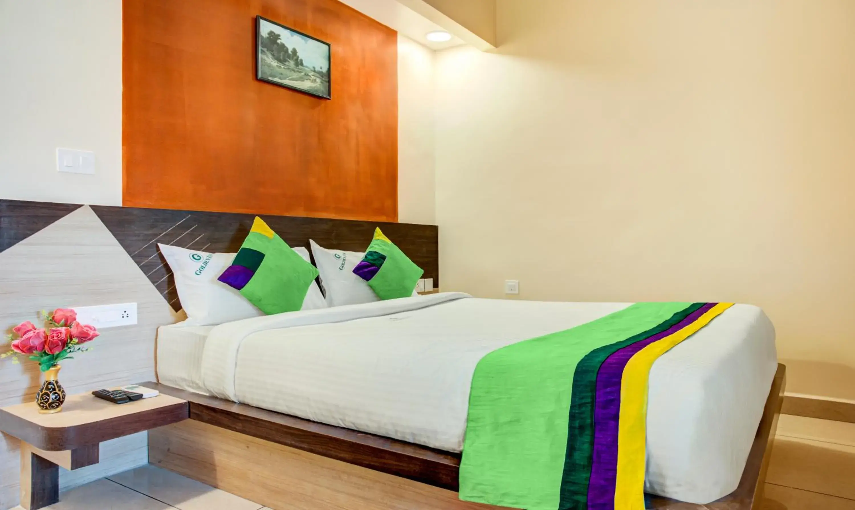 Deluxe Double Room in Treebo Golden Inn, 700 Mtrs From Promenade Beach Deluxe Double Room in Treebo Golden Inn, 700 Mtrs From Promenade Beach