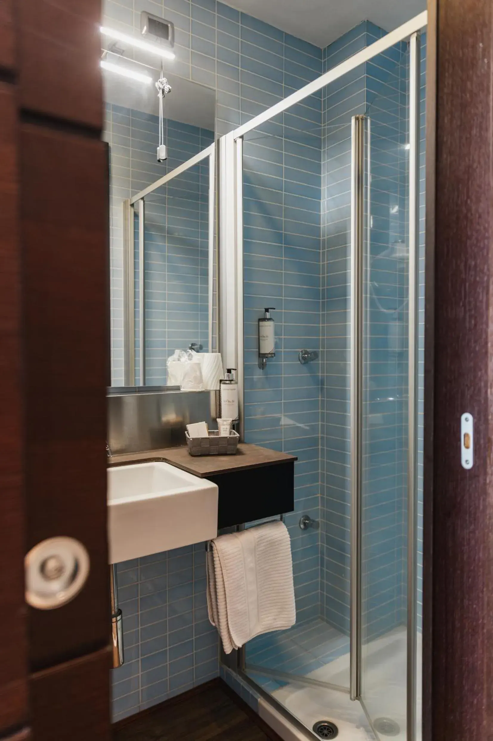 Double or Twin Room with Lake View in Hotel Bel Sit Double or Twin Room with Lake View in Hotel Bel Sit