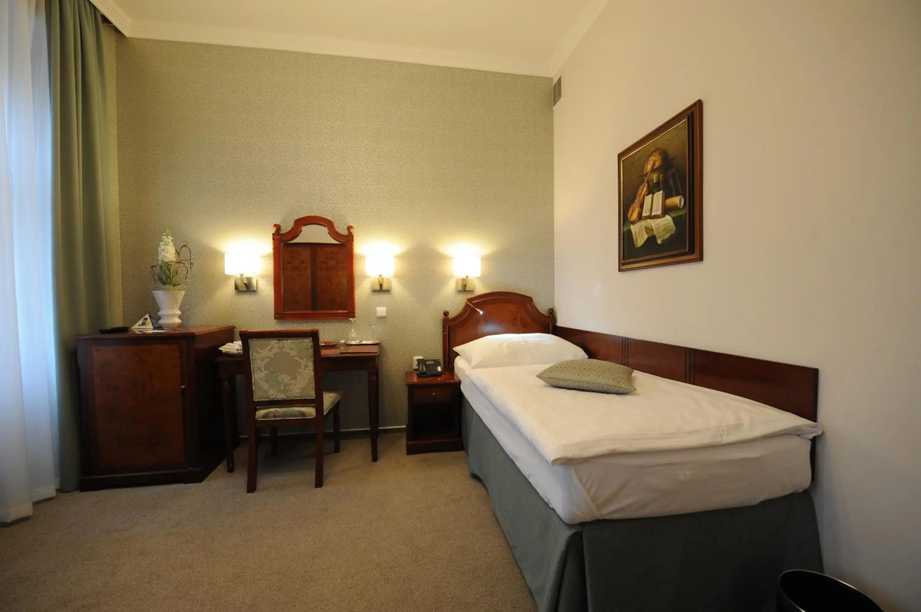 Single Room in Hotel Prince de Ligne Single Room in Hotel Prince de Ligne