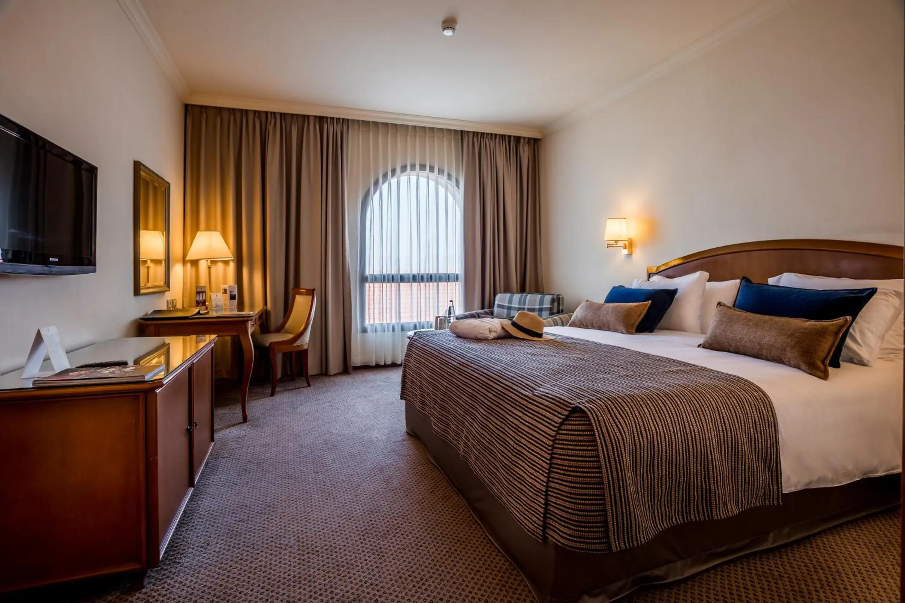 Unique Room - single occupancy in The Scots Hotel Unique Room - single occupancy in The Scots Hotel