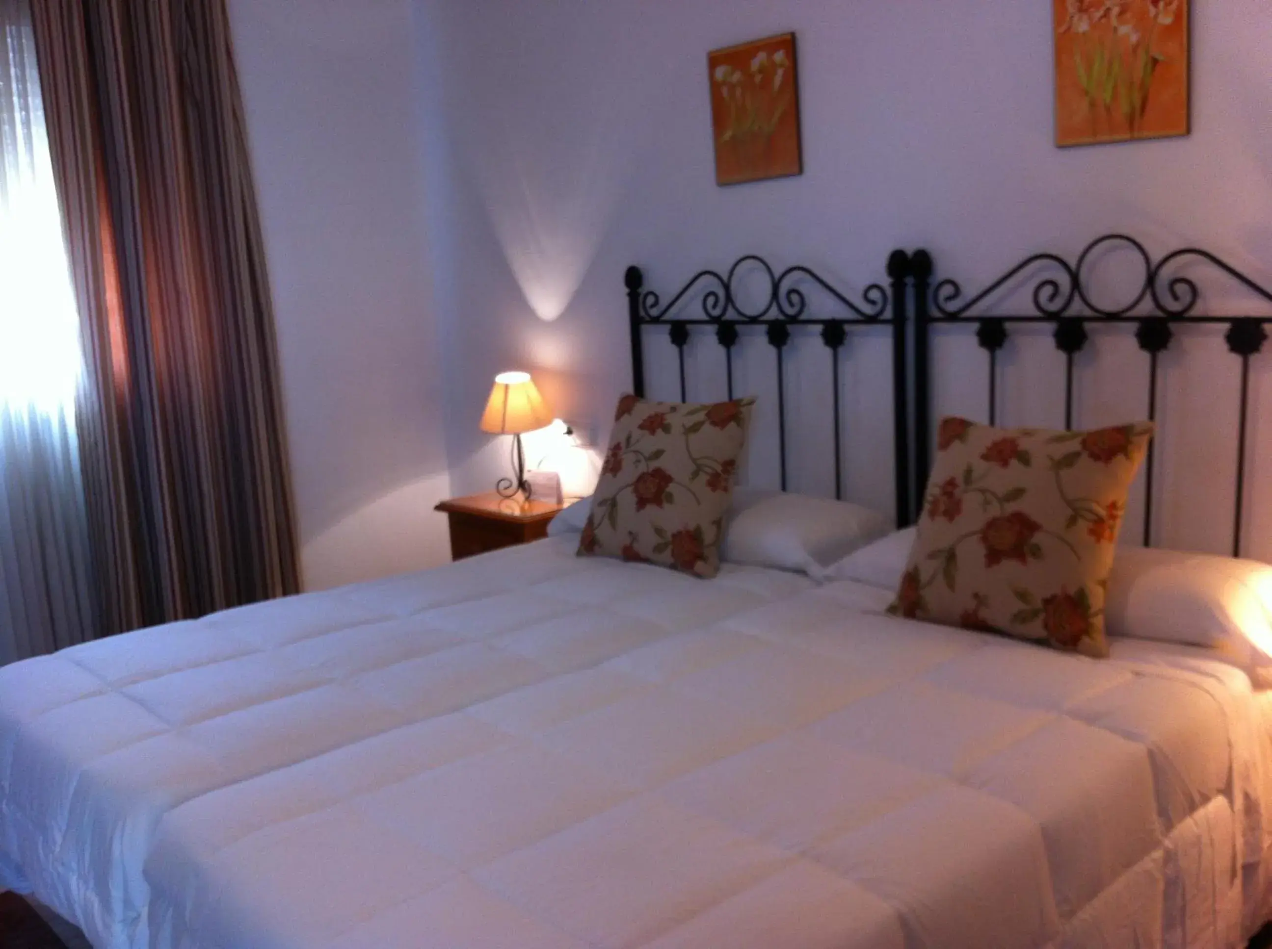 Double or Twin Room - single occupancy in Hotel El Molino Double or Twin Room - single occupancy in Hotel El Molino