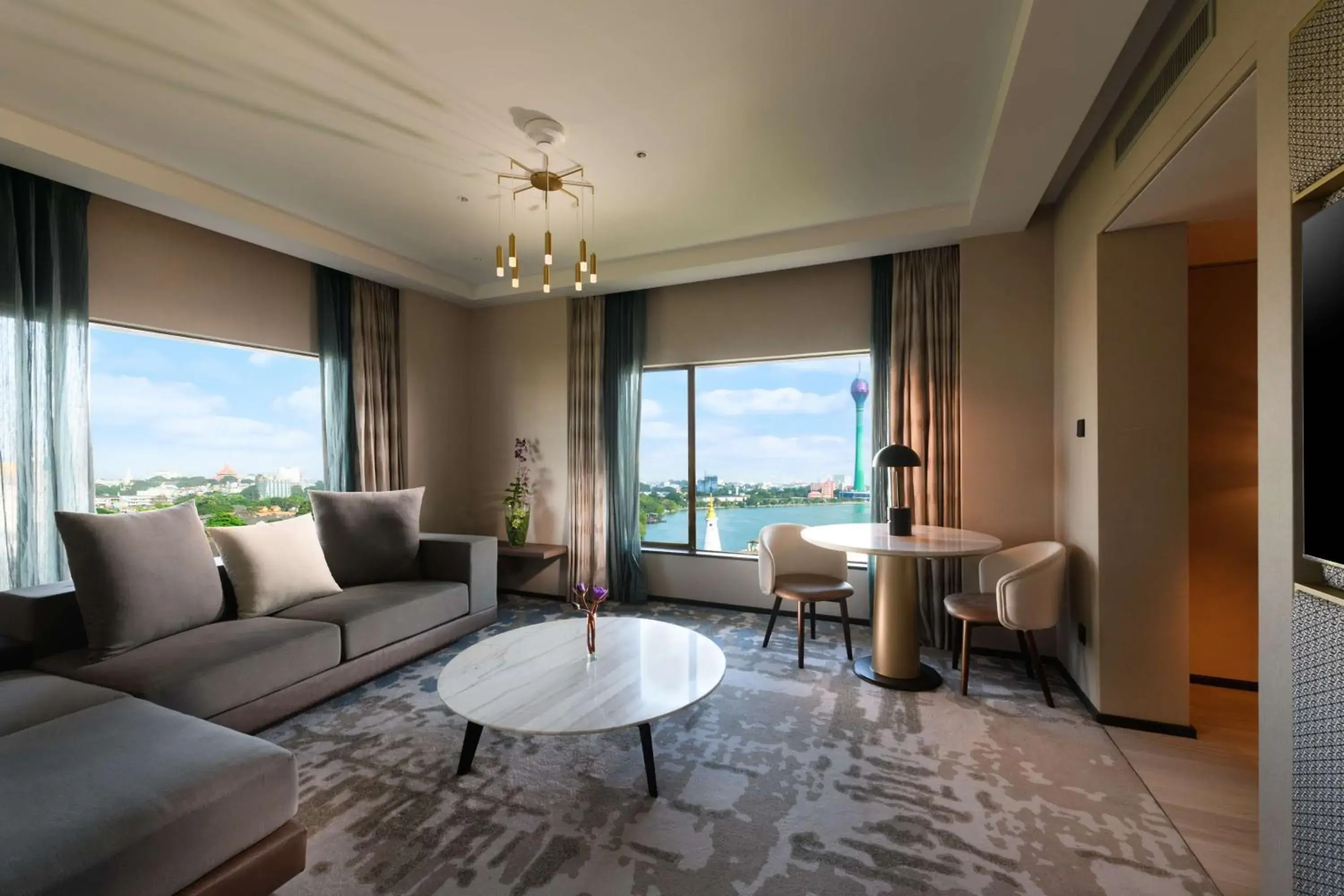 Deluxe King Suite in Hilton Colombo Hotel Deluxe King Suite in Hilton Colombo Hotel