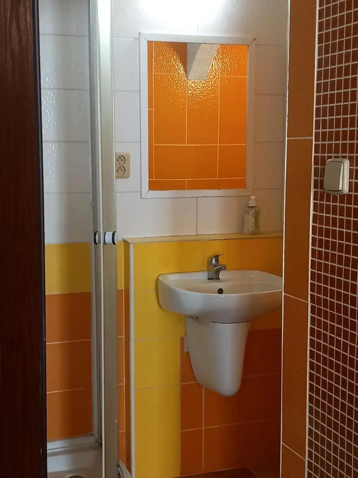 Economy Double or Twin Room - single occupancy in Penzion Vysehrad NonStop Economy Double or Twin Room - single occupancy in Penzion Vysehrad NonStop