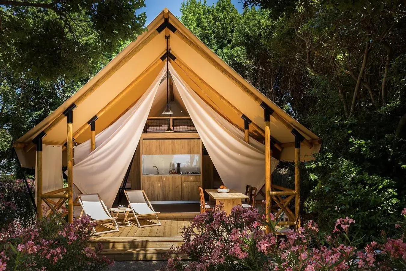 Glamping Tent with Panoramic Bubble in Villaggio La Pescaccia Glamping Tent with Panoramic Bubble in Villaggio La Pescaccia