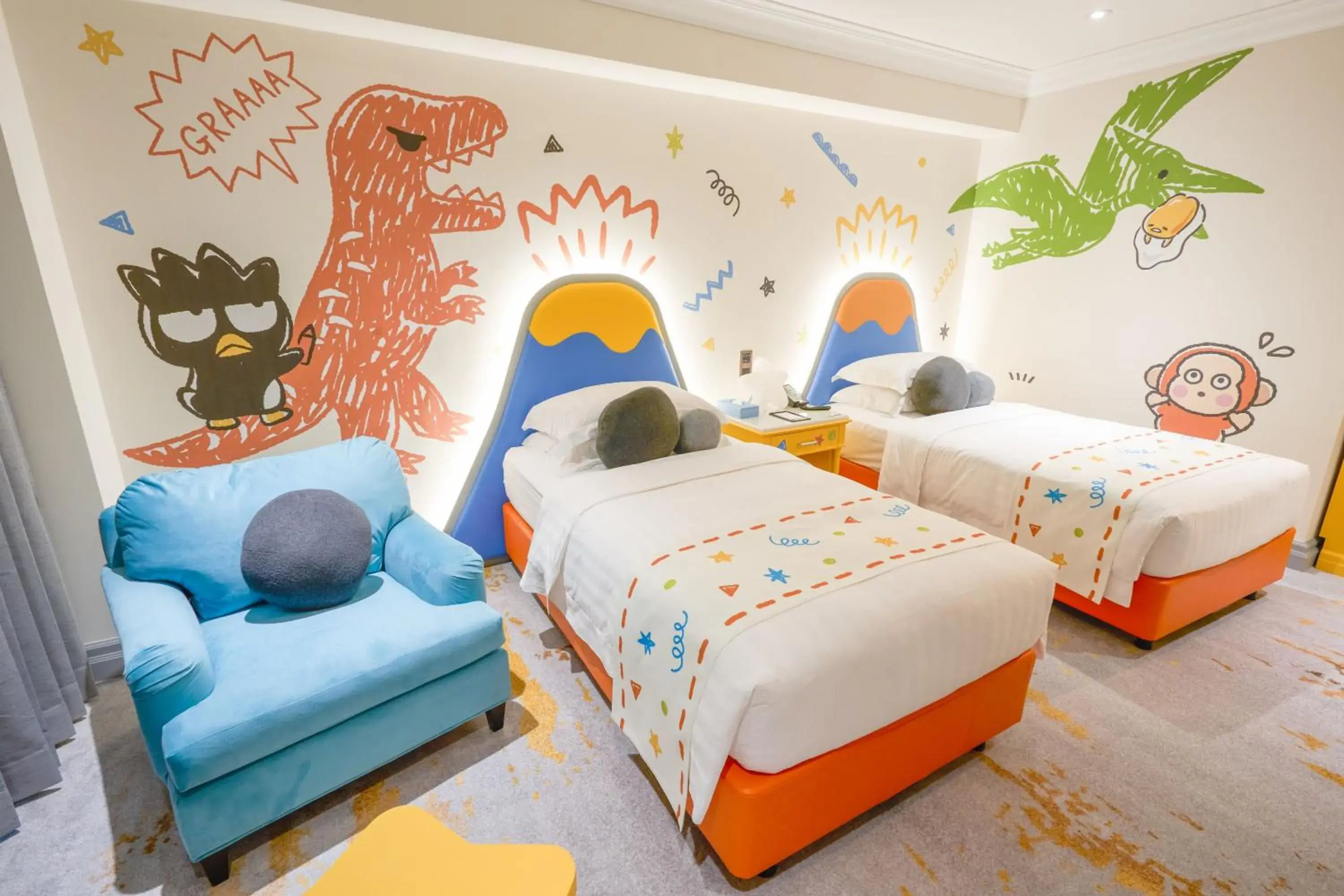 Monkish & Friends Superior Twin in Grand Hi Lai Hotel Monkish & Friends Superior Twin in Grand Hi Lai Hotel