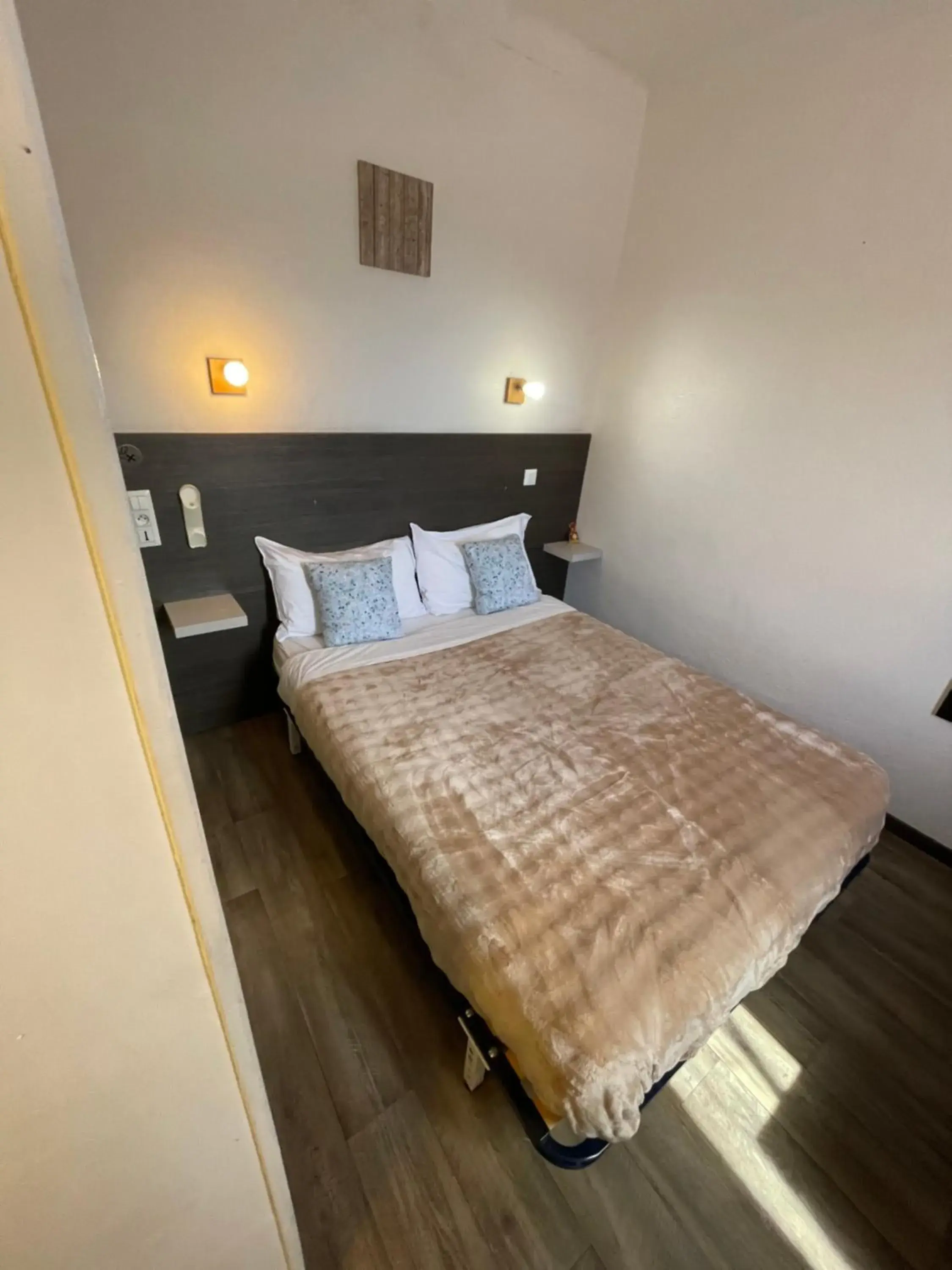 Standard Double Room in Hotel Clair Logis Standard Double Room in Hotel Clair Logis