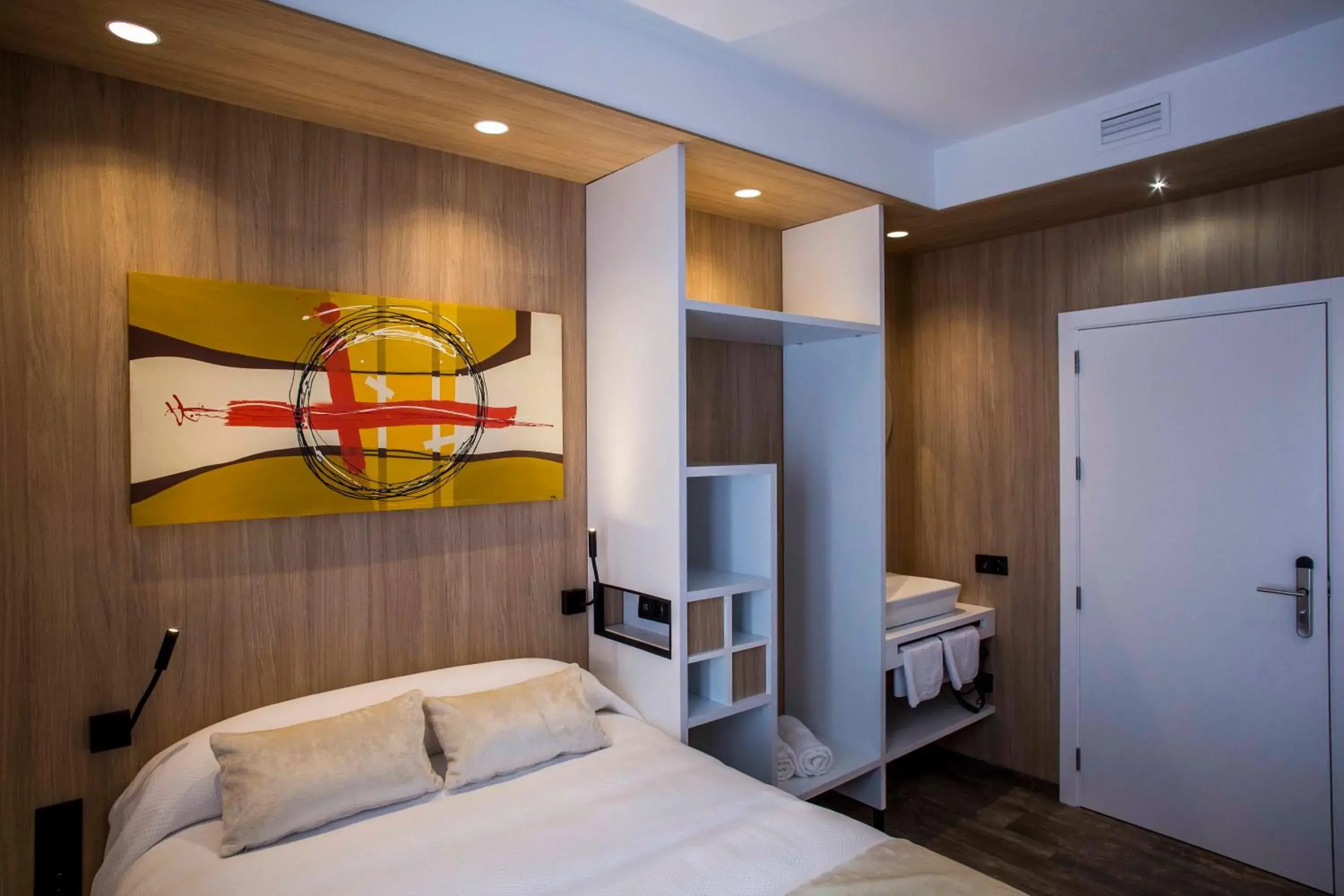 Queen Room with Private Bathroom in Hostal Sevilla Santa Justa - Adults only Queen Room with Private Bathroom in Hostal Sevilla Santa Justa - Adults only