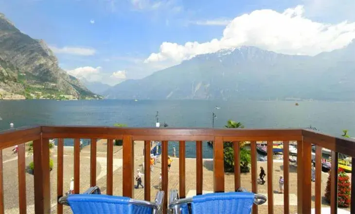 Double-Triple Room with Balcony and Lake View in Hotel Sole - Limone Double-Triple Room with Balcony and Lake View in Hotel Sole - Limone