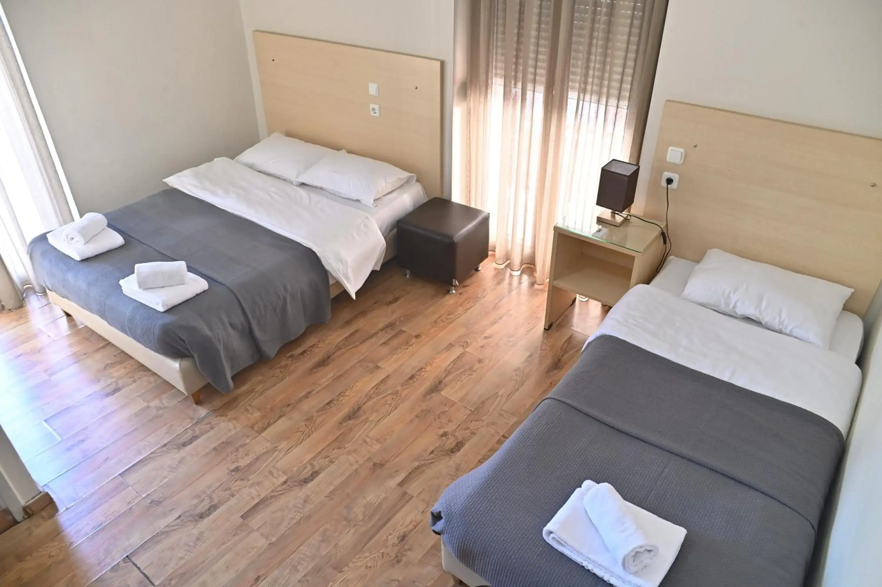 Comfort Triple Room in Kentrikon Comfort Triple Room in Kentrikon