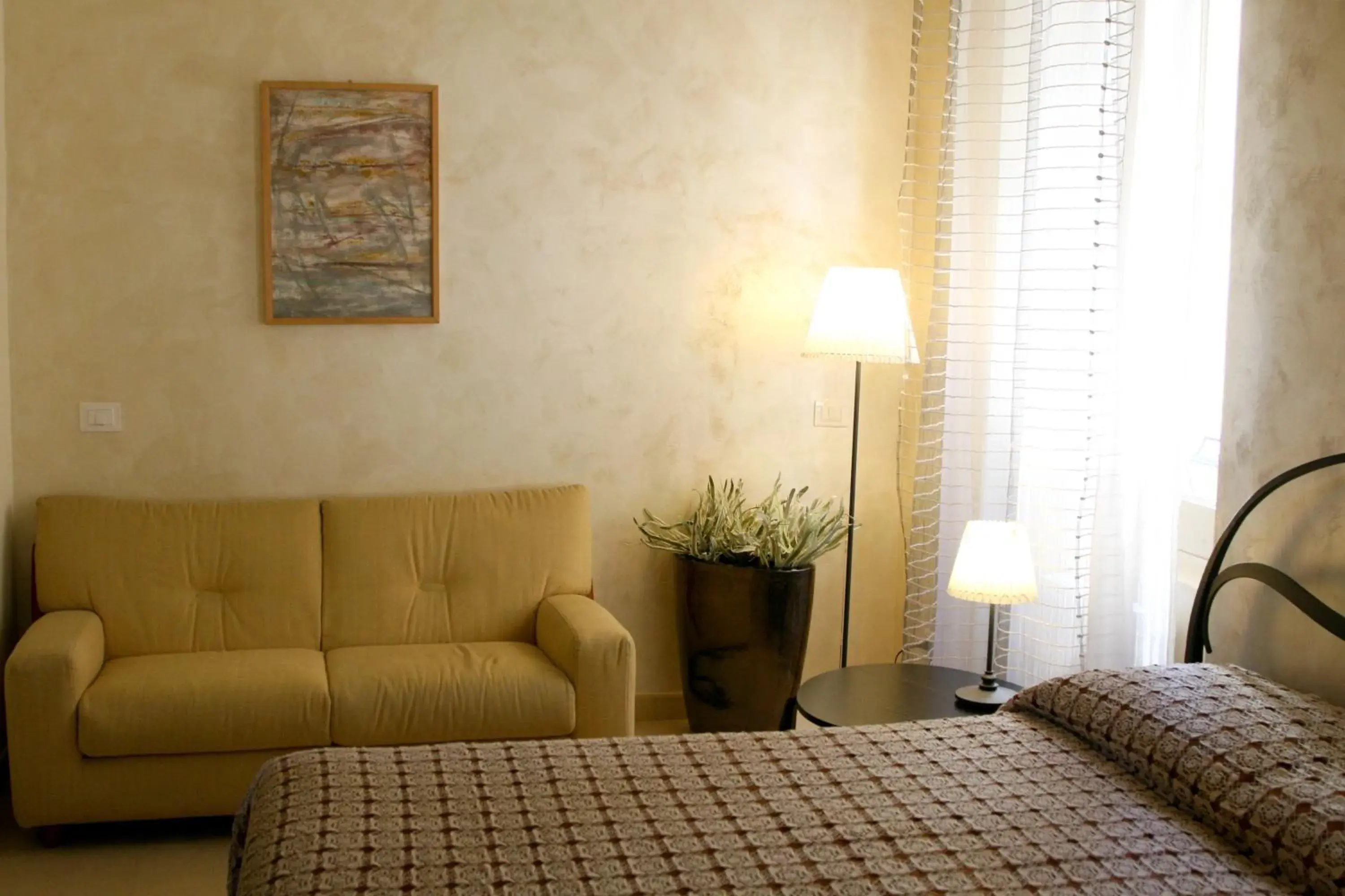 Deluxe Double Room with Balcony - single occupancy in B&B Dolce Casa Deluxe Double Room with Balcony - single occupancy in B&B Dolce Casa