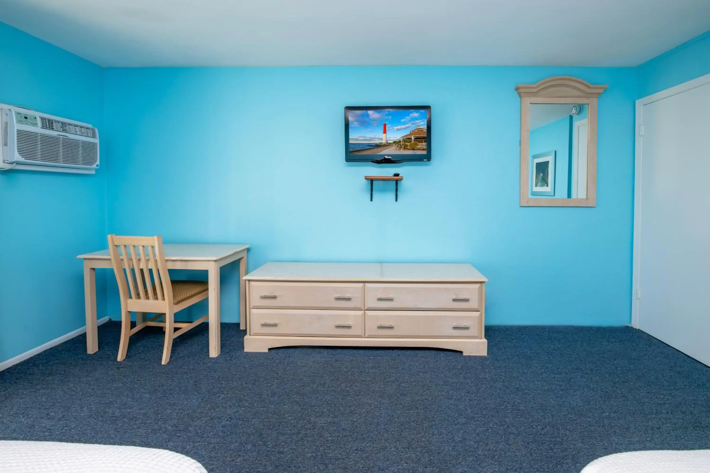 Efficiency Suite in Drifting Sands Oceanfront Hotel Efficiency Suite in Drifting Sands Oceanfront Hotel