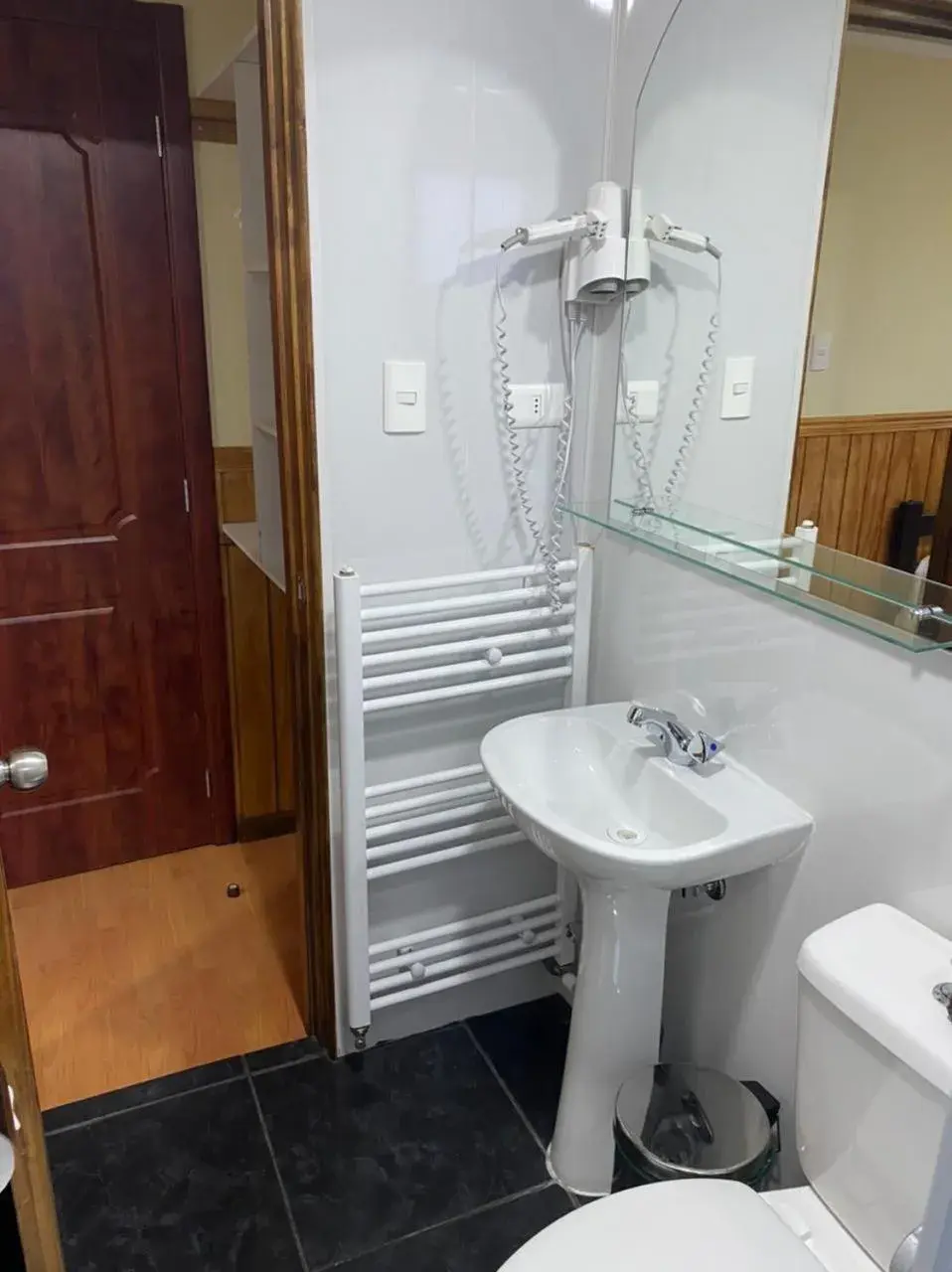 Triple Room in Hostal America en Puerto Natales Triple Room in Hostal America en Puerto Natales