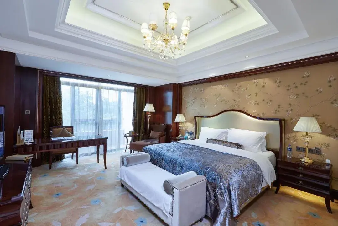 Deluxe Family Suite in Tongli Lake Resort Phase II Deluxe Family Suite in Tongli Lake Resort Phase II