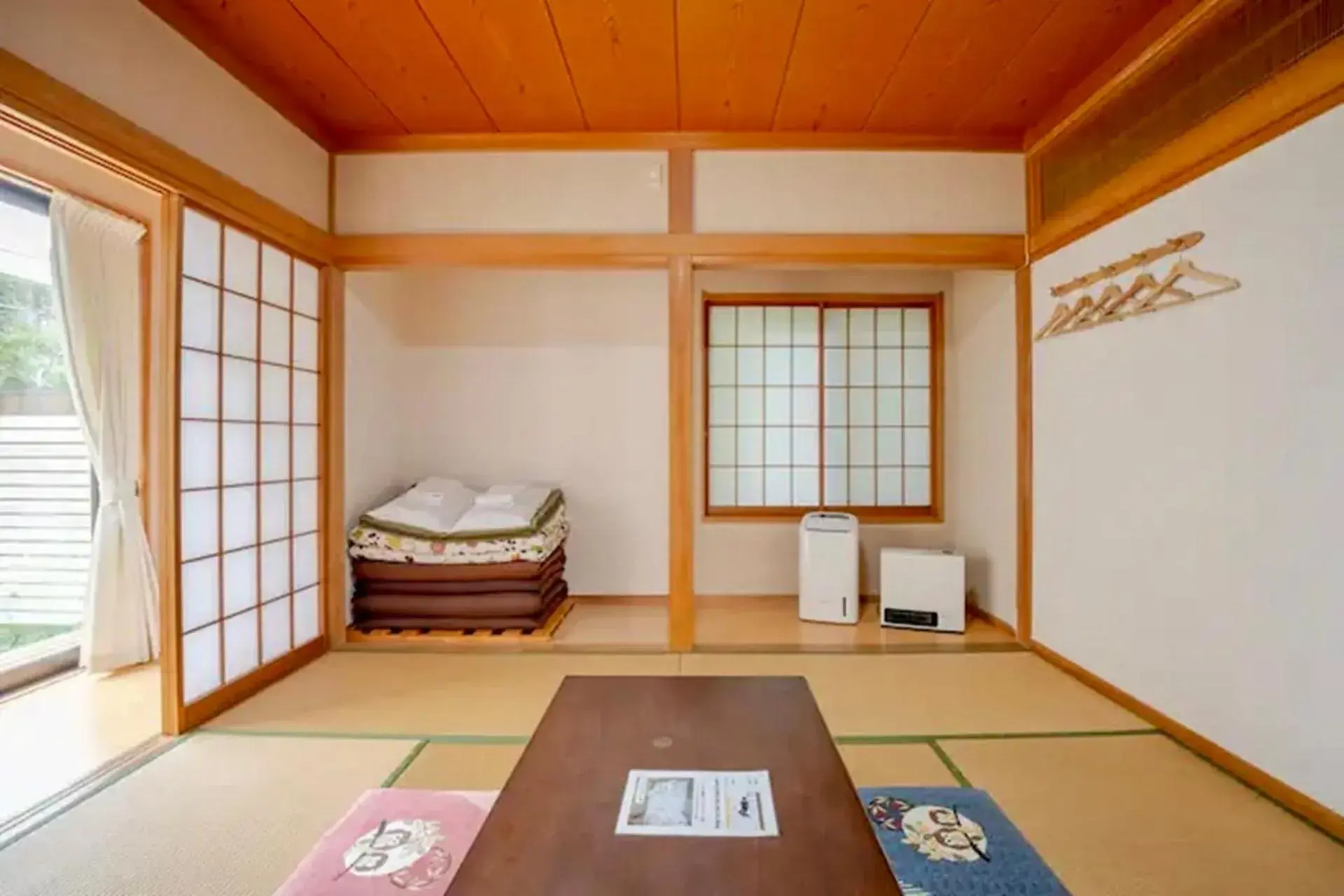 Standard Japanese-Style Family Room in Guesthouse Murabito Standard Japanese-Style Family Room in Guesthouse Murabito