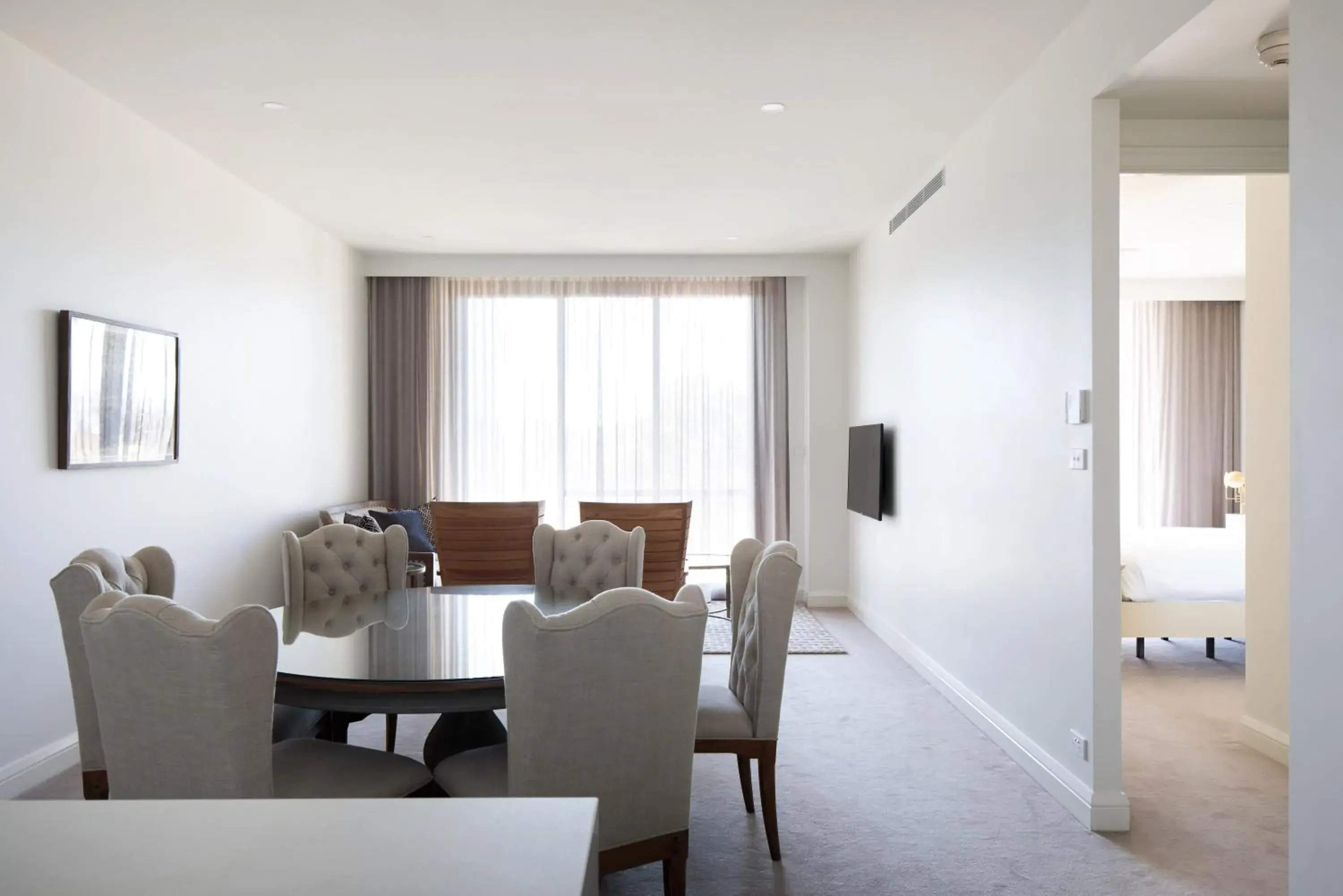 One-Bedroom Deluxe Apartment in Knightsbridge Canberra One-Bedroom Deluxe Apartment in Knightsbridge Canberra