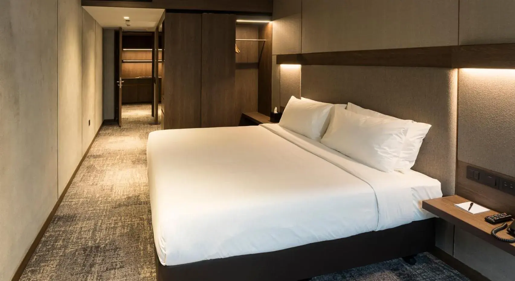 Junior Suite in 30 Bencoolen Junior Suite in 30 Bencoolen